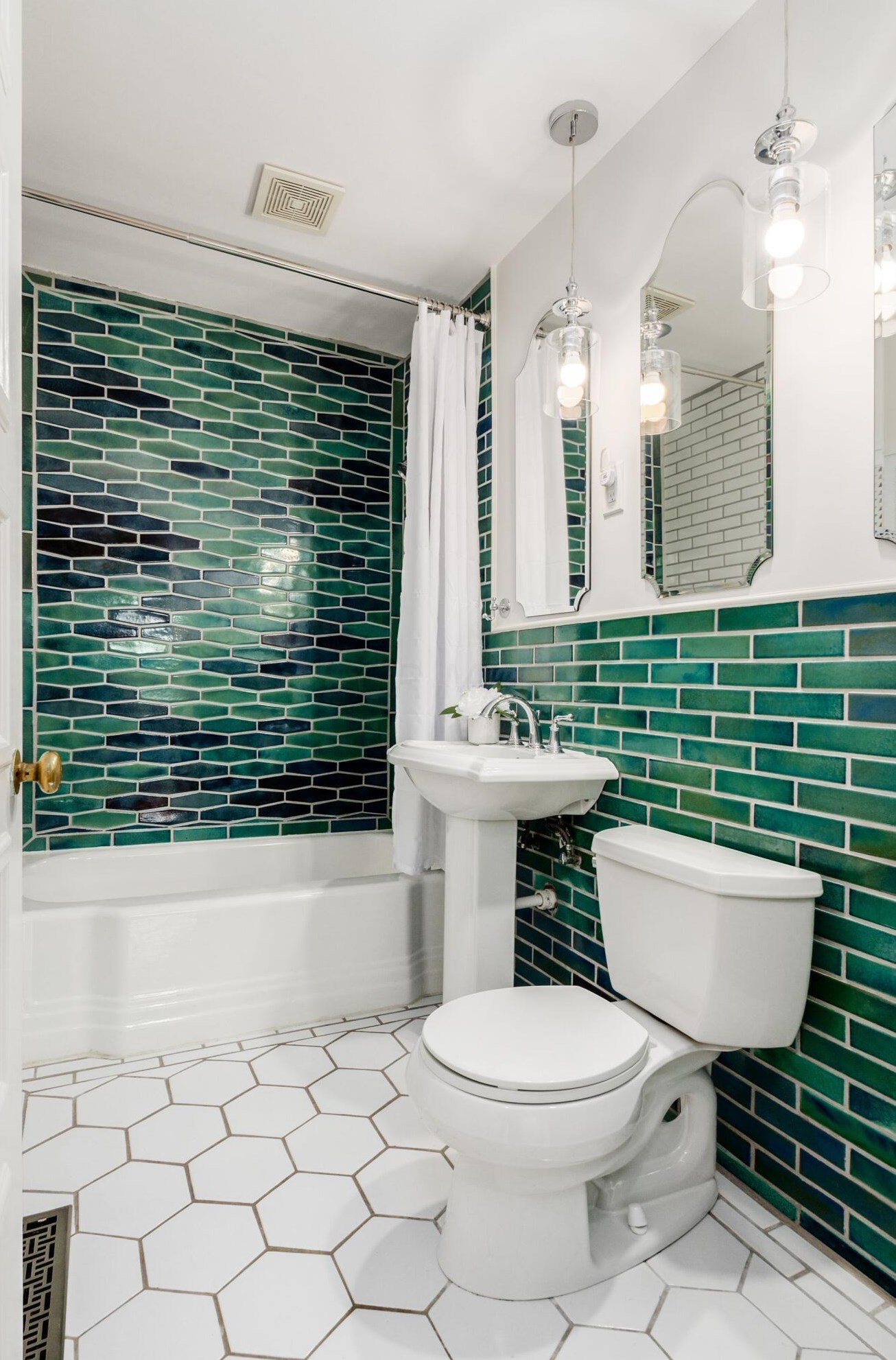 293 Deland Ave, Columbus OH 43214-3025 exterior