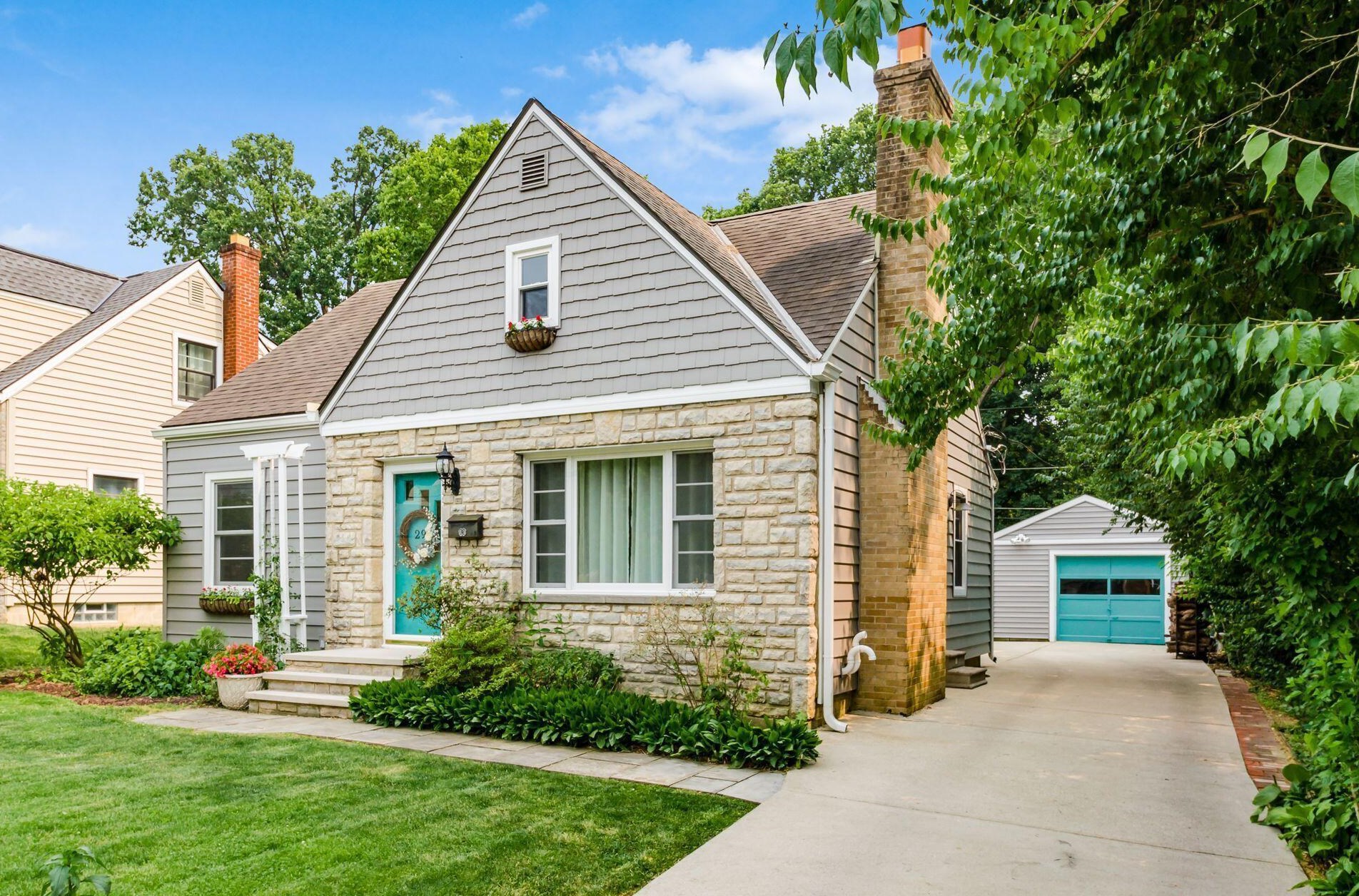 293 Deland Ave, Columbus OH 43214-3025 exterior