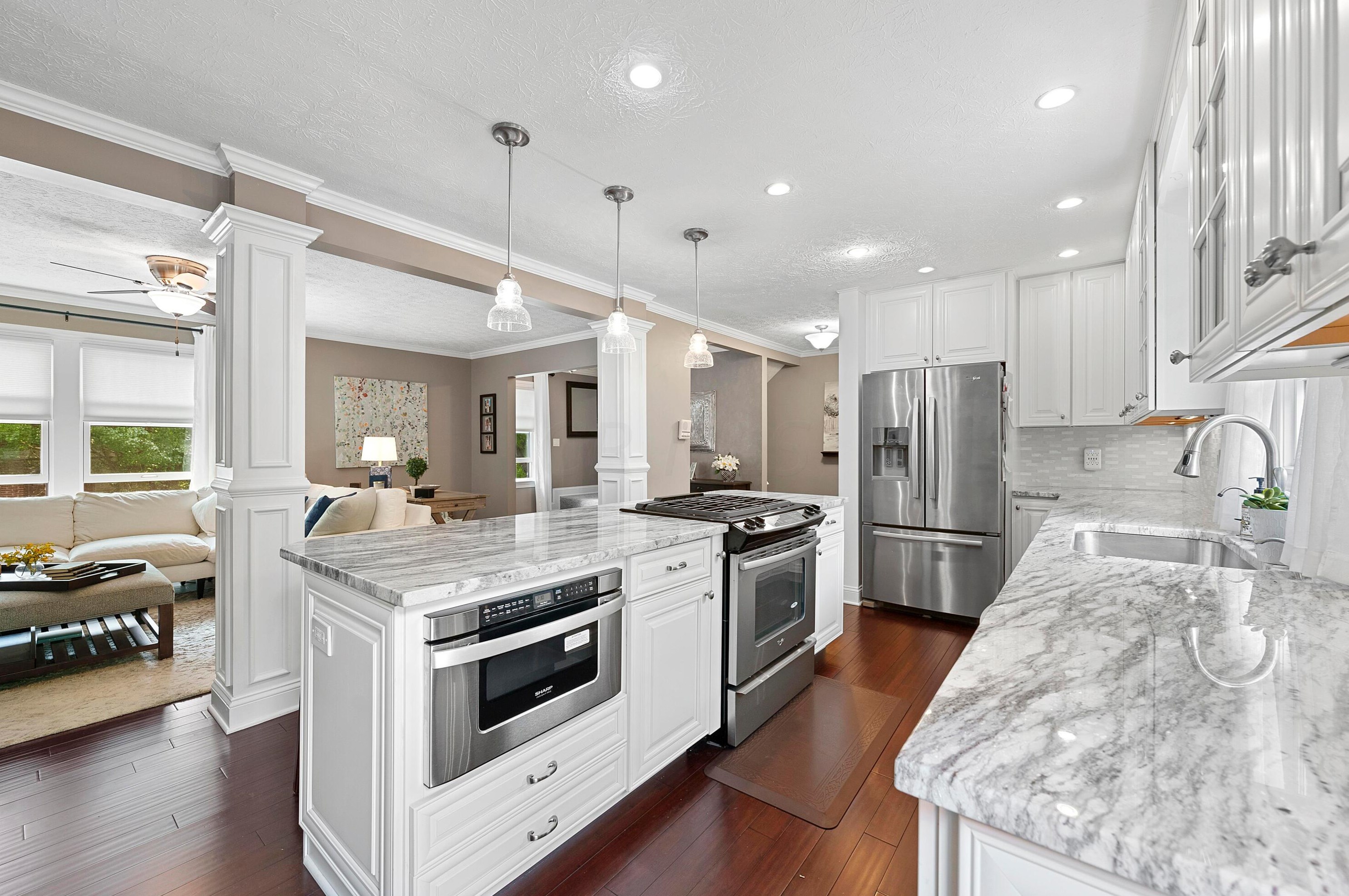 206 2 Ave, Columbus OH 43201-3410 exterior