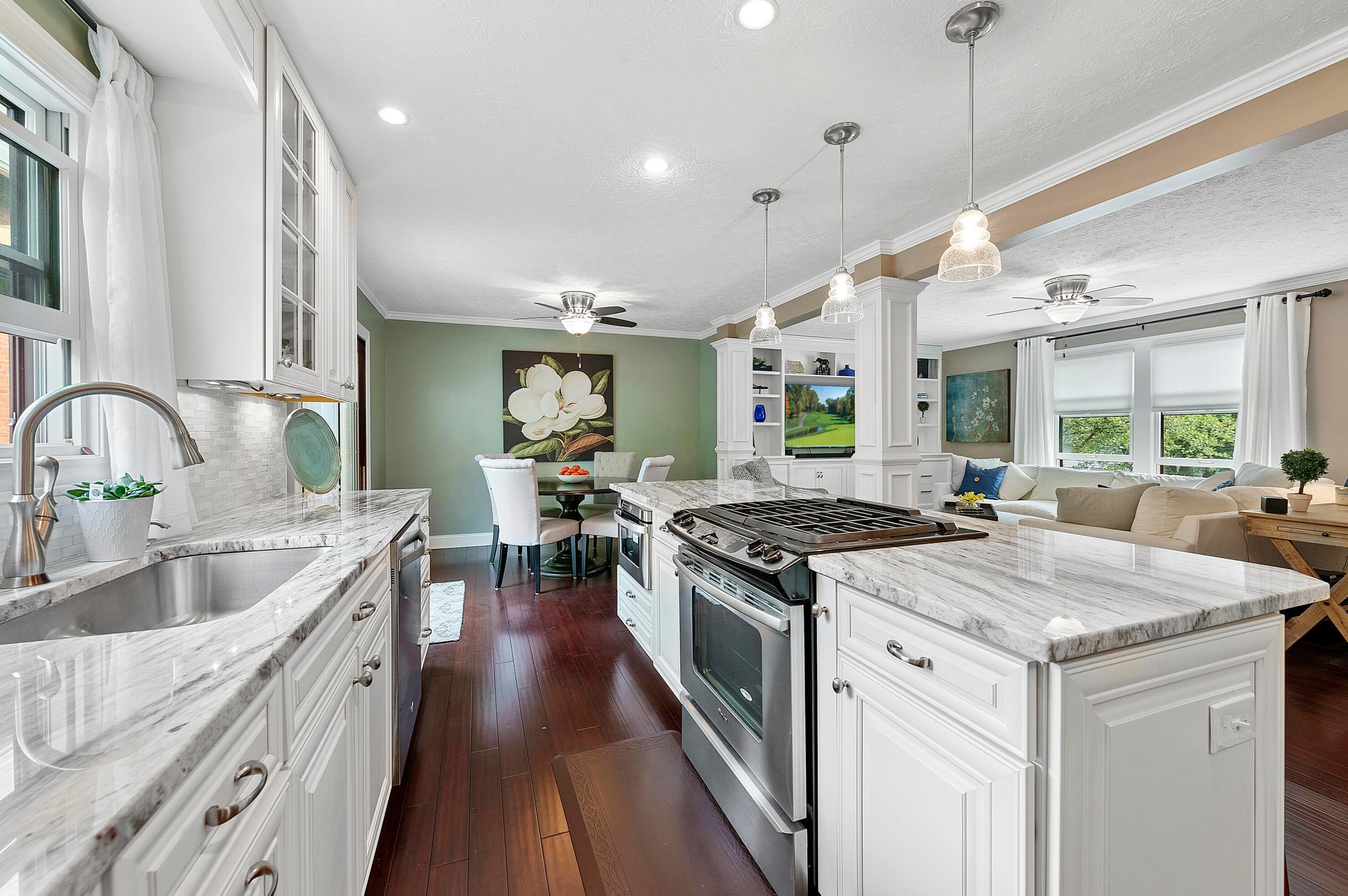 206 2 Ave, Columbus OH 43201-3410 exterior