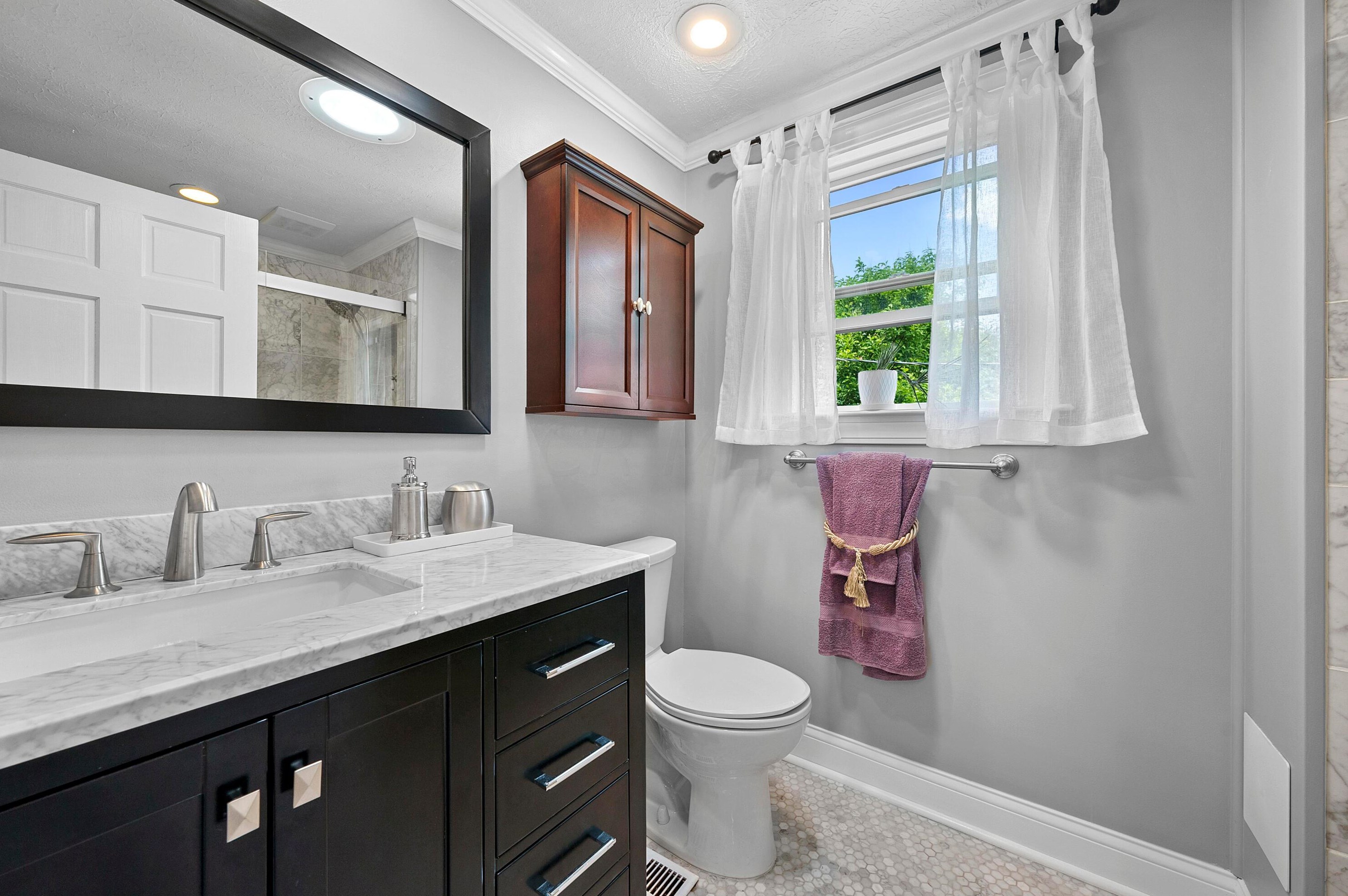 206 2 Ave, Columbus OH 43201-3410 exterior