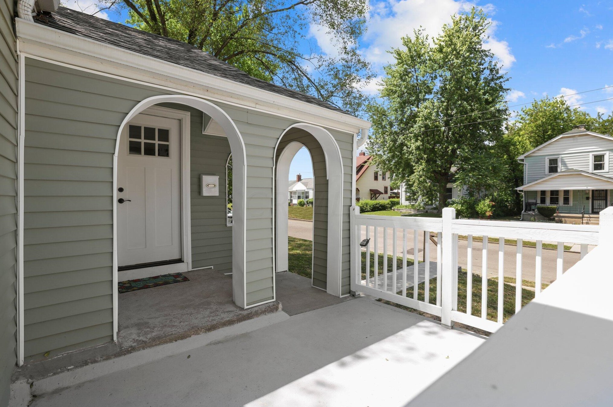 1371 22nd Ave, Columbus OH 43211-2125 exterior