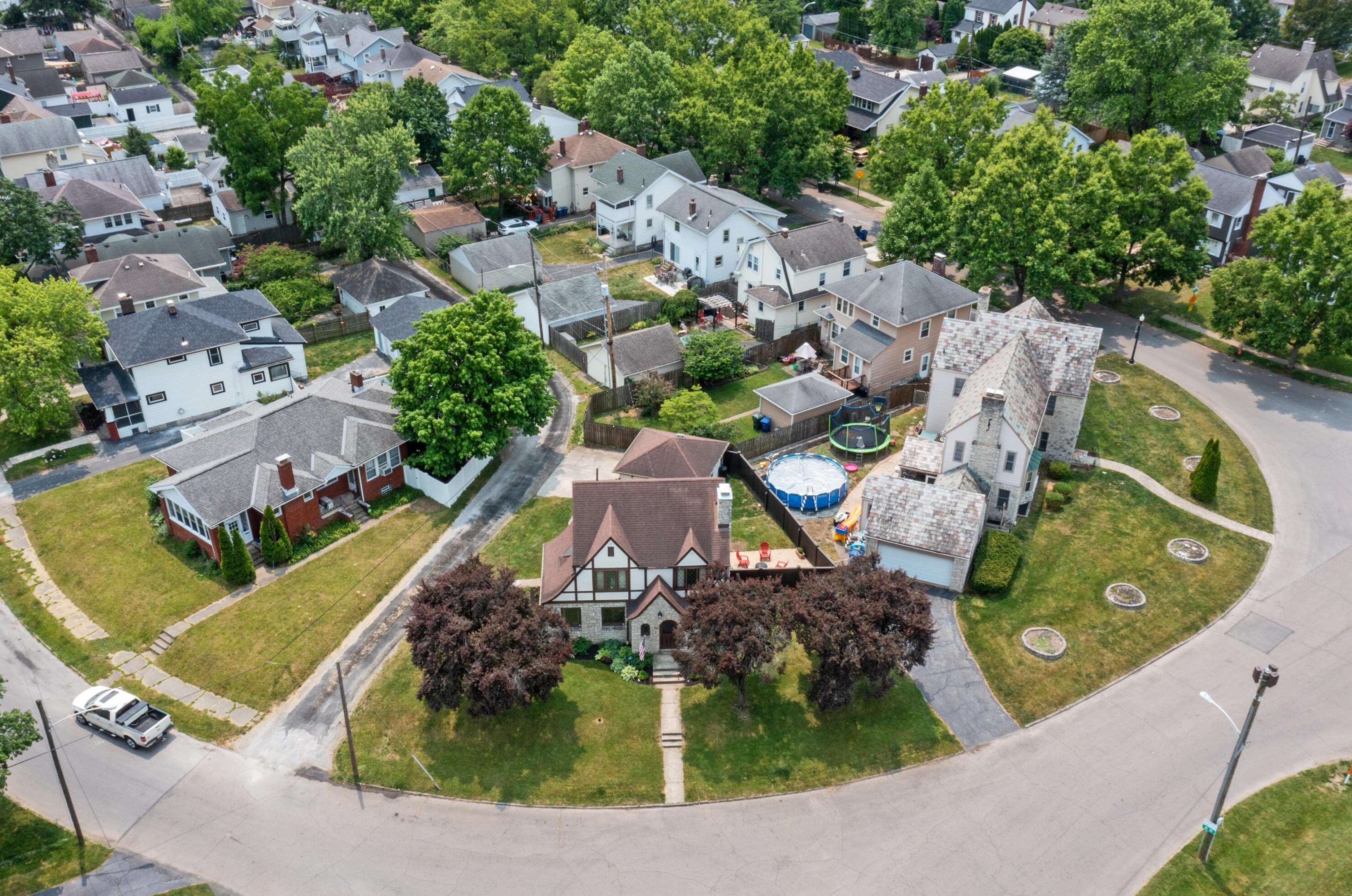 133 Guernsey Ave, Columbus OH 43204-2577 exterior