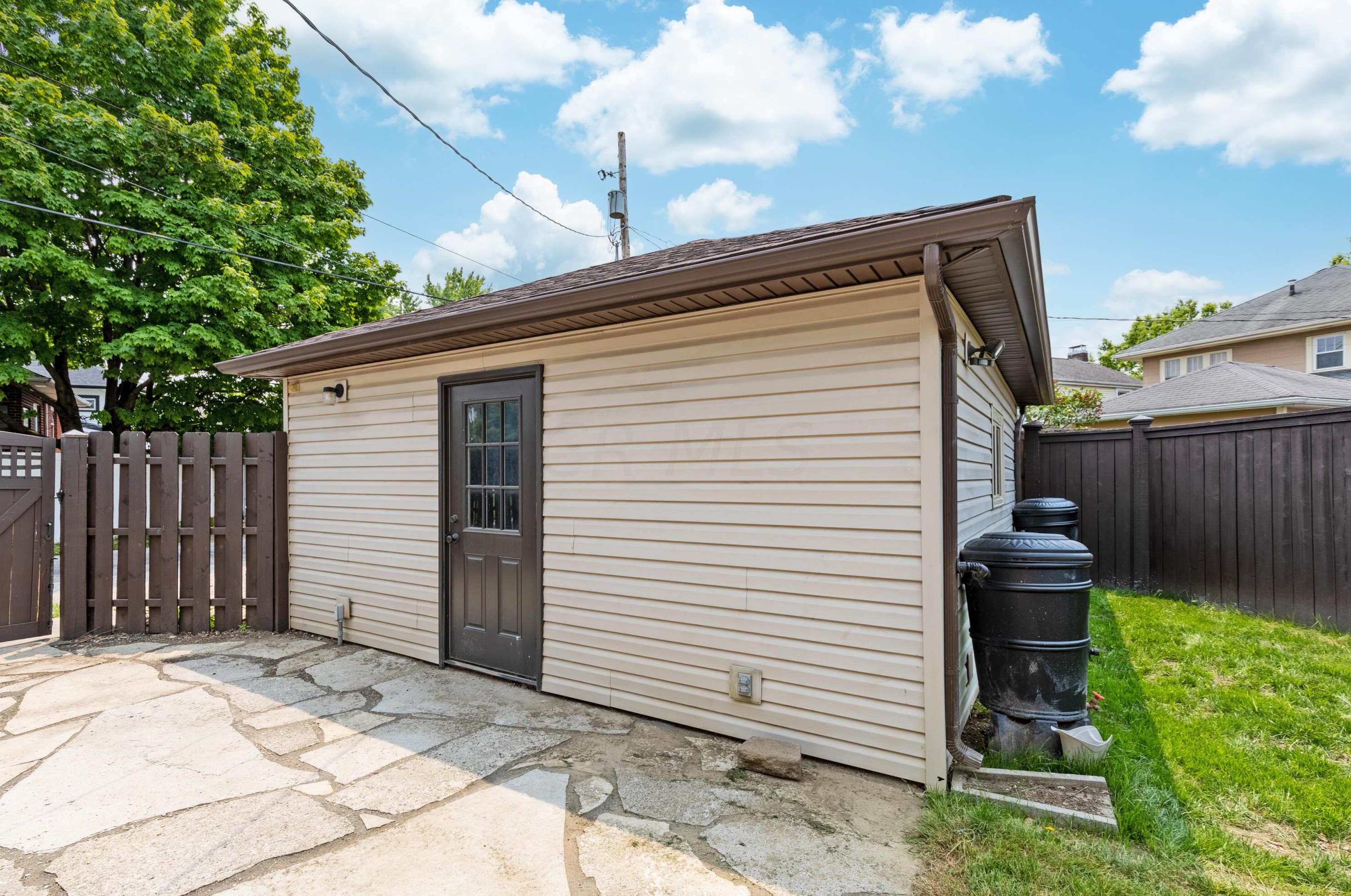 133 Guernsey Ave, Columbus OH 43204-2577 exterior