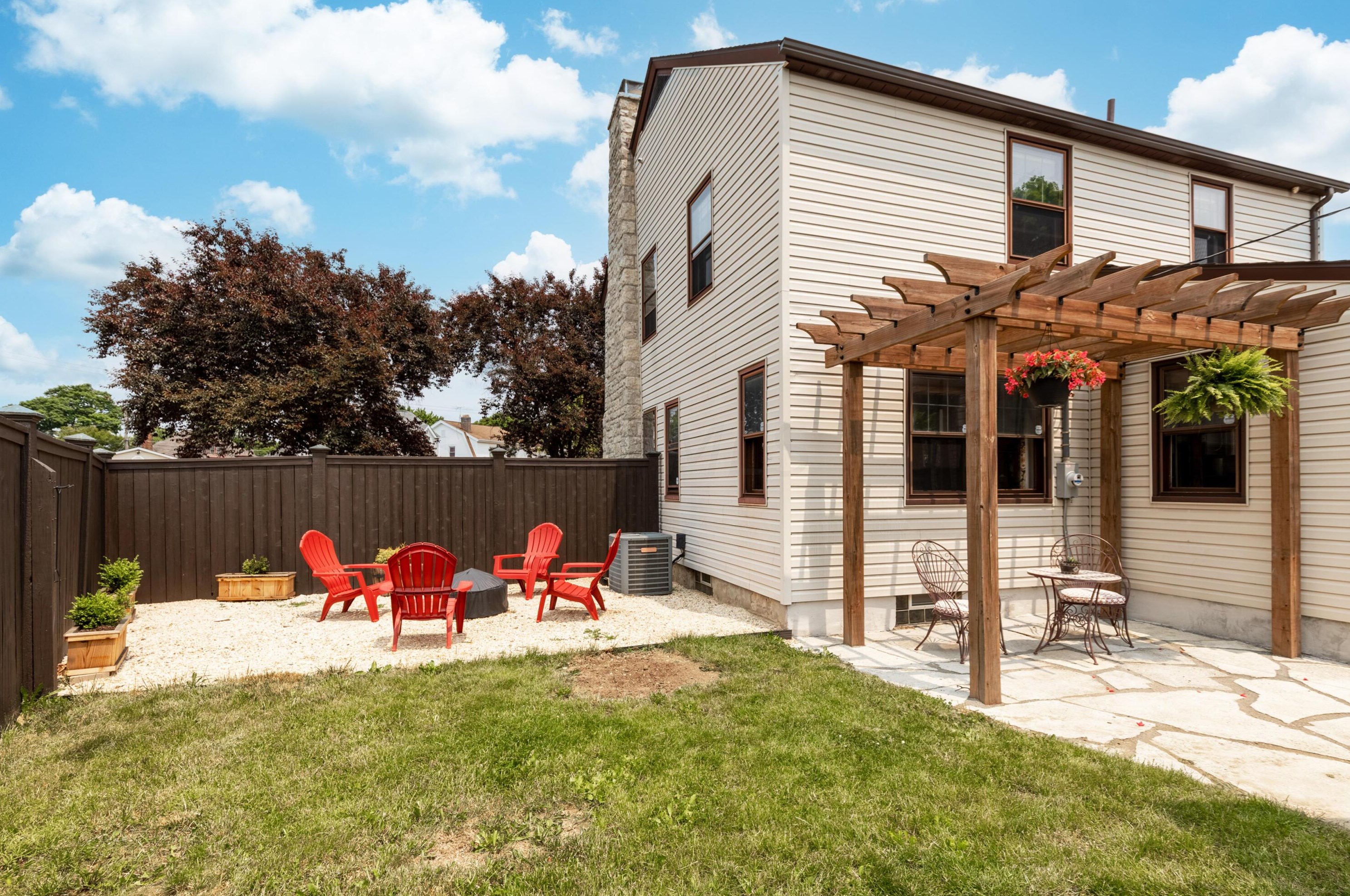 133 Guernsey Ave, Columbus OH 43204-2577 exterior