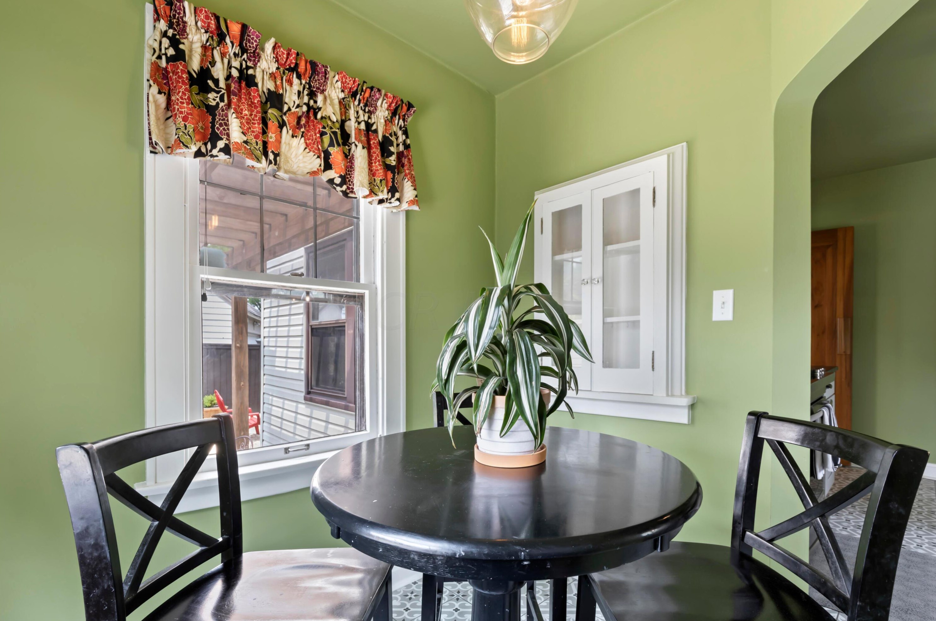 133 Guernsey Ave, Columbus OH 43204-2577 exterior