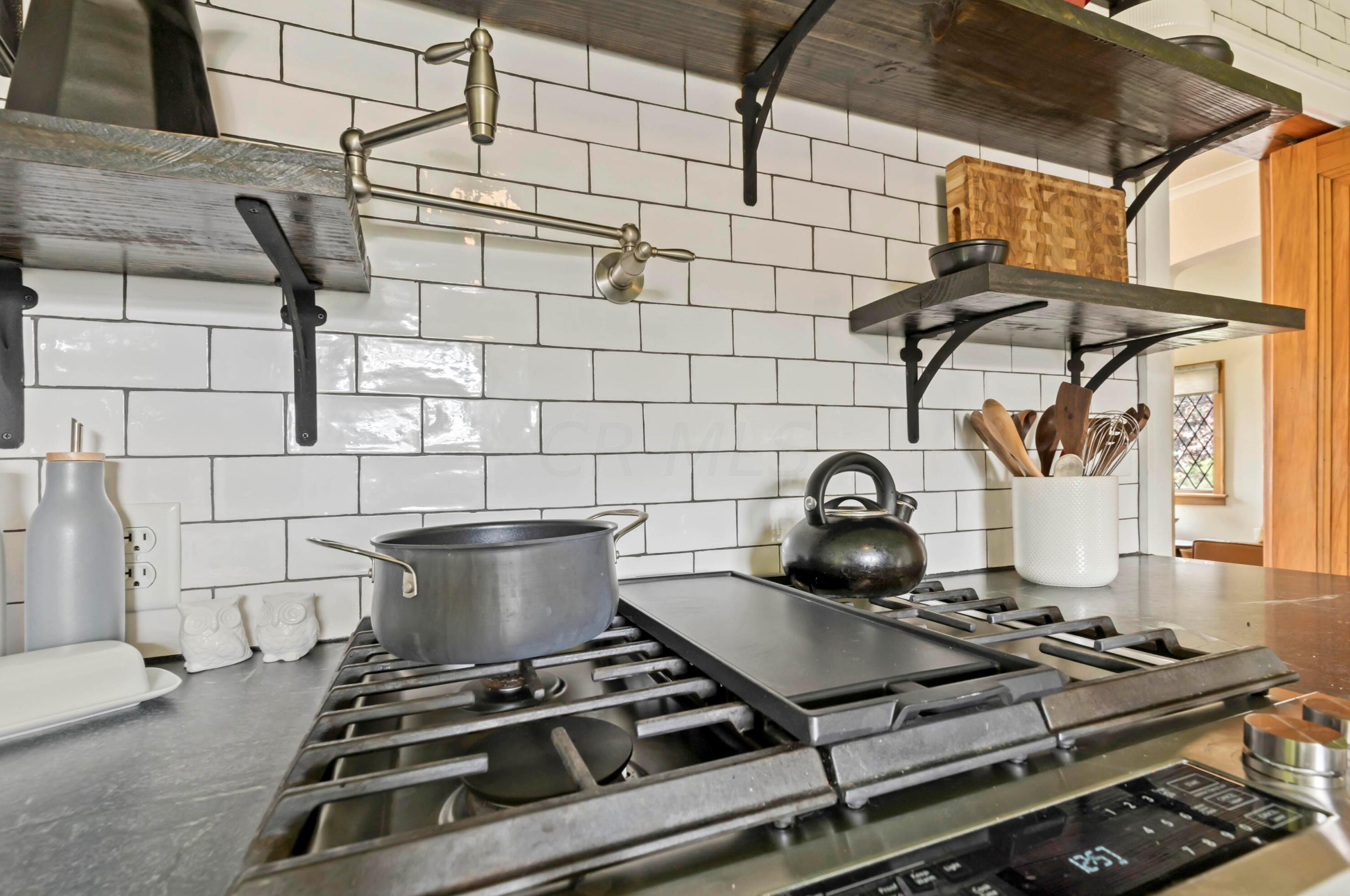 133 Guernsey Ave, Columbus OH 43204-2577 exterior