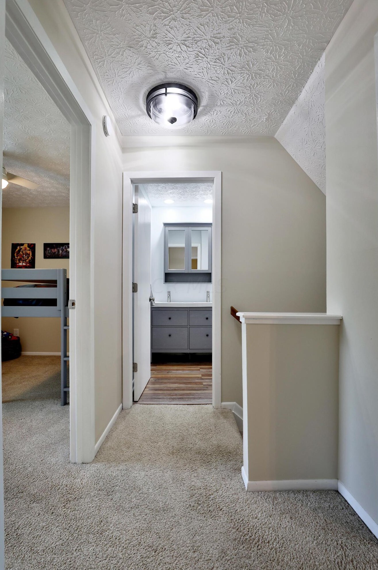 3642 Pinwherry Ct, Columbus OH 43221-5241 exterior