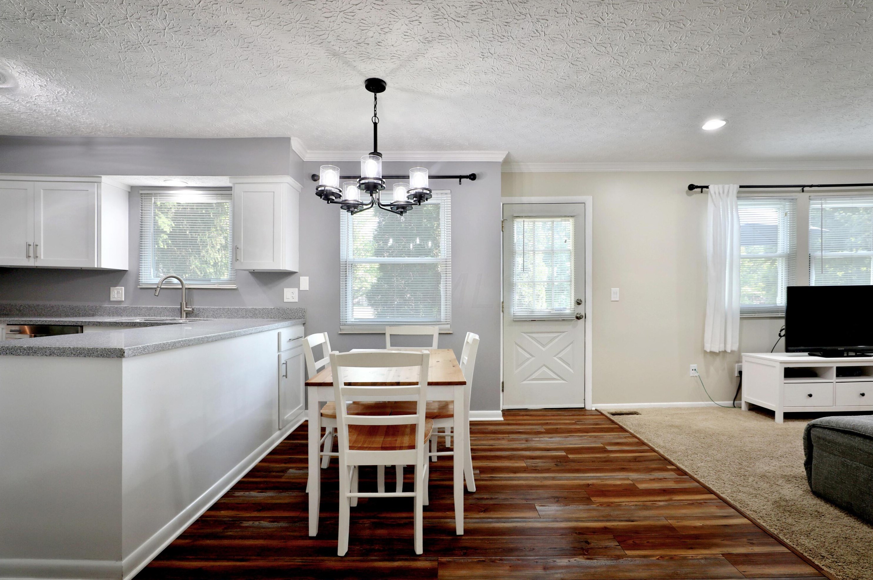 3642 Pinwherry Ct, Columbus OH 43221-5241 exterior