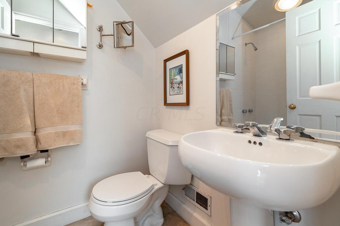 191 Jackson St, Columbus OH 43206-1228 exterior