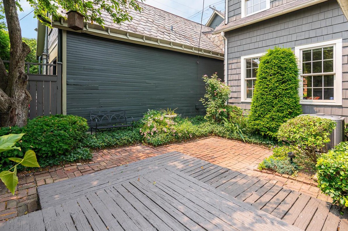 191 Jackson St, Columbus OH 43206-1228 exterior