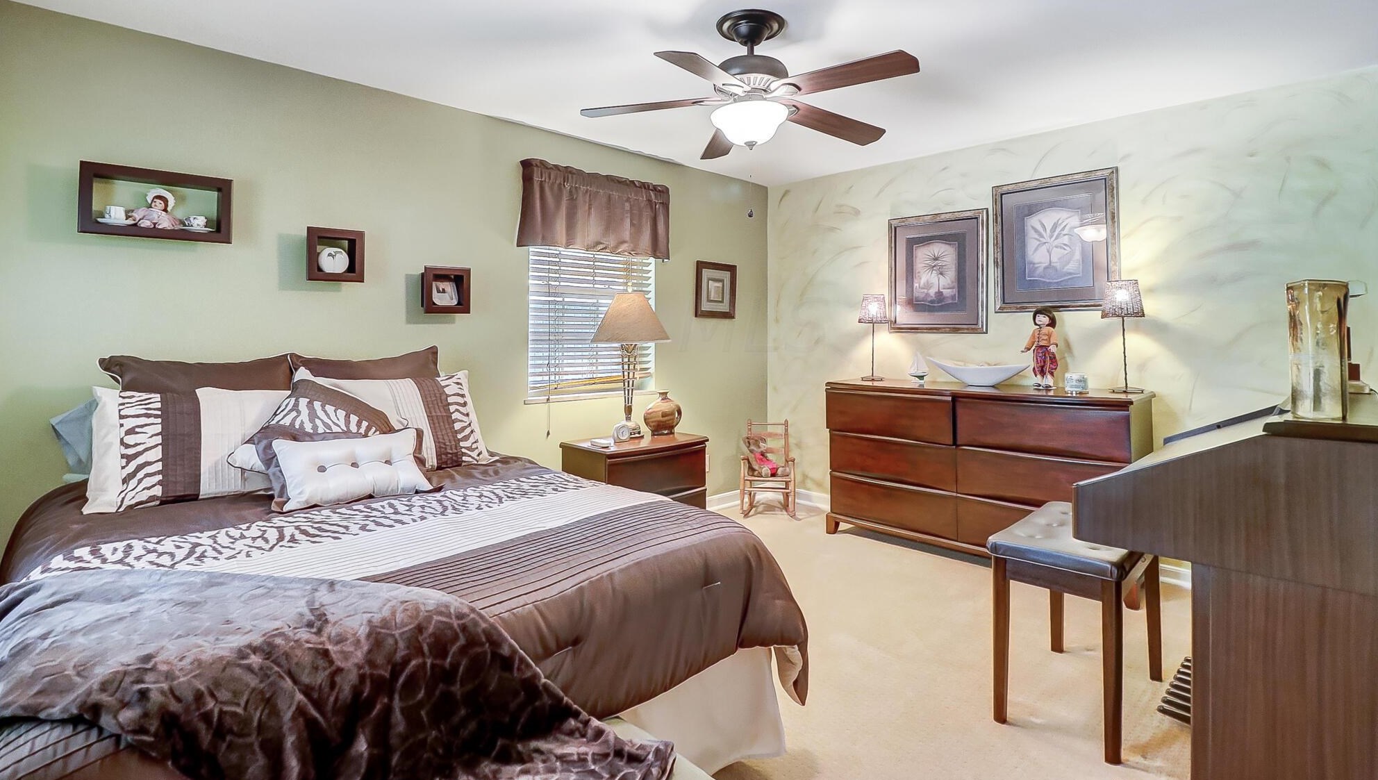 3044 Herrick Rd, Columbus OH 43221-2620 exterior