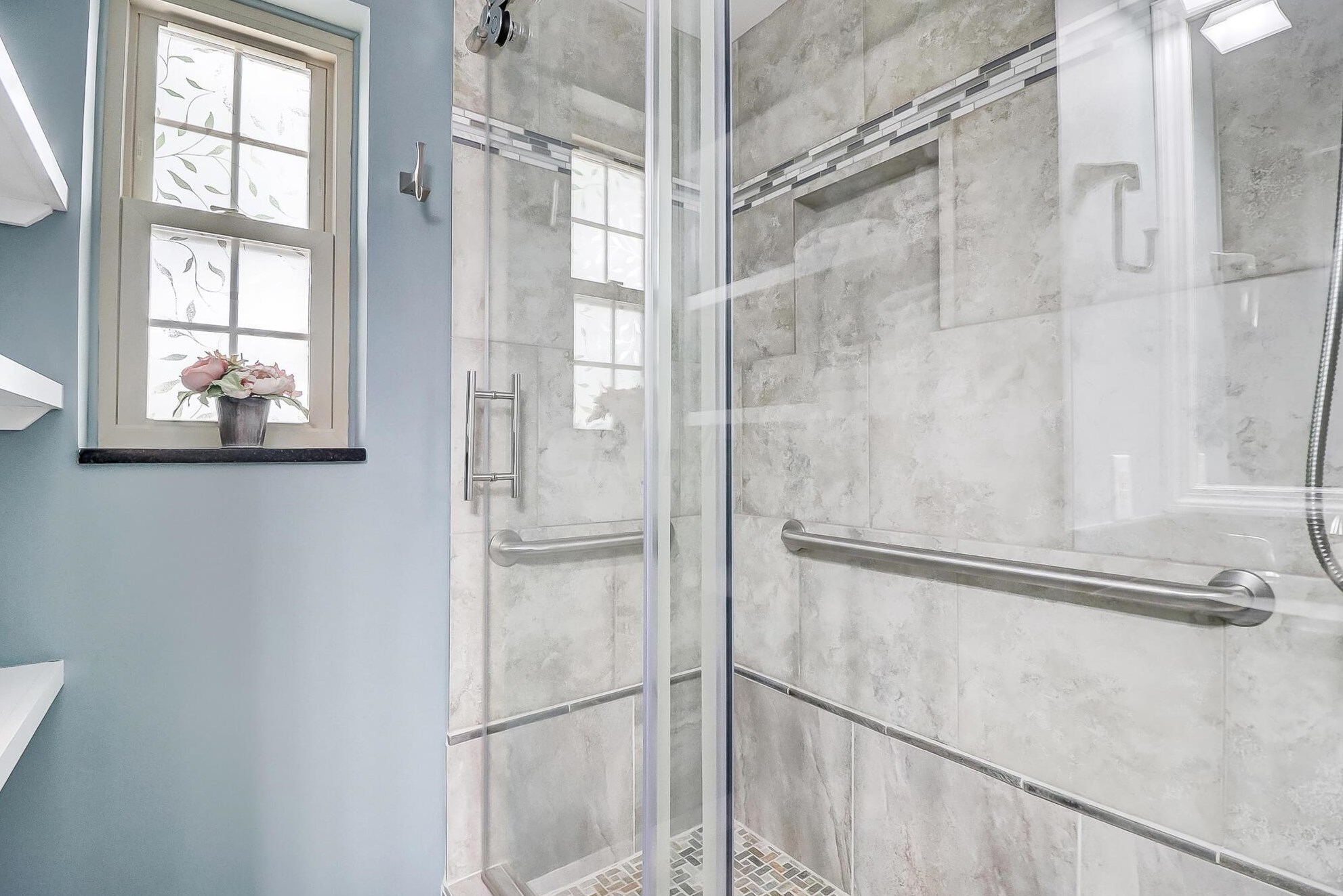 3044 Herrick Rd, Columbus OH 43221-2620 exterior