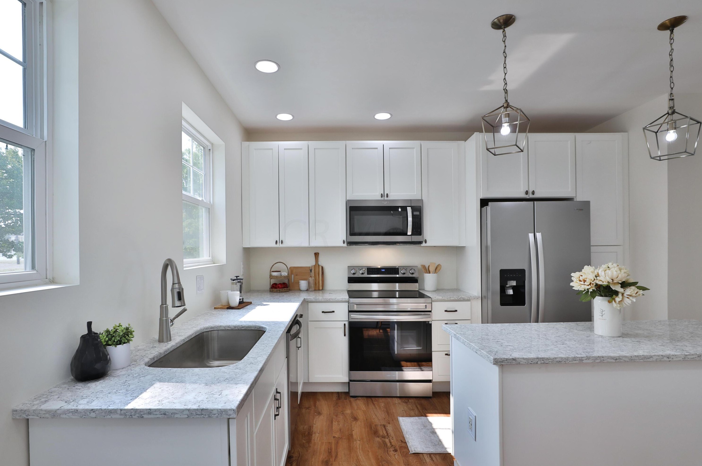 158 21st St, Columbus OH  43203-1595 exterior