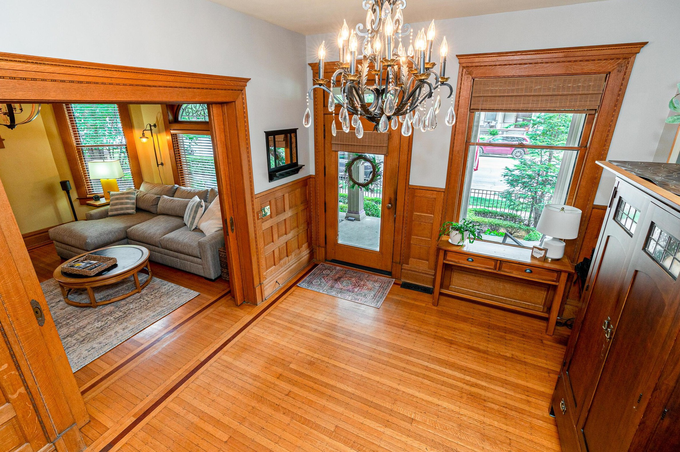 1115 Neil Ave, Columbus OH 43201-3118 exterior