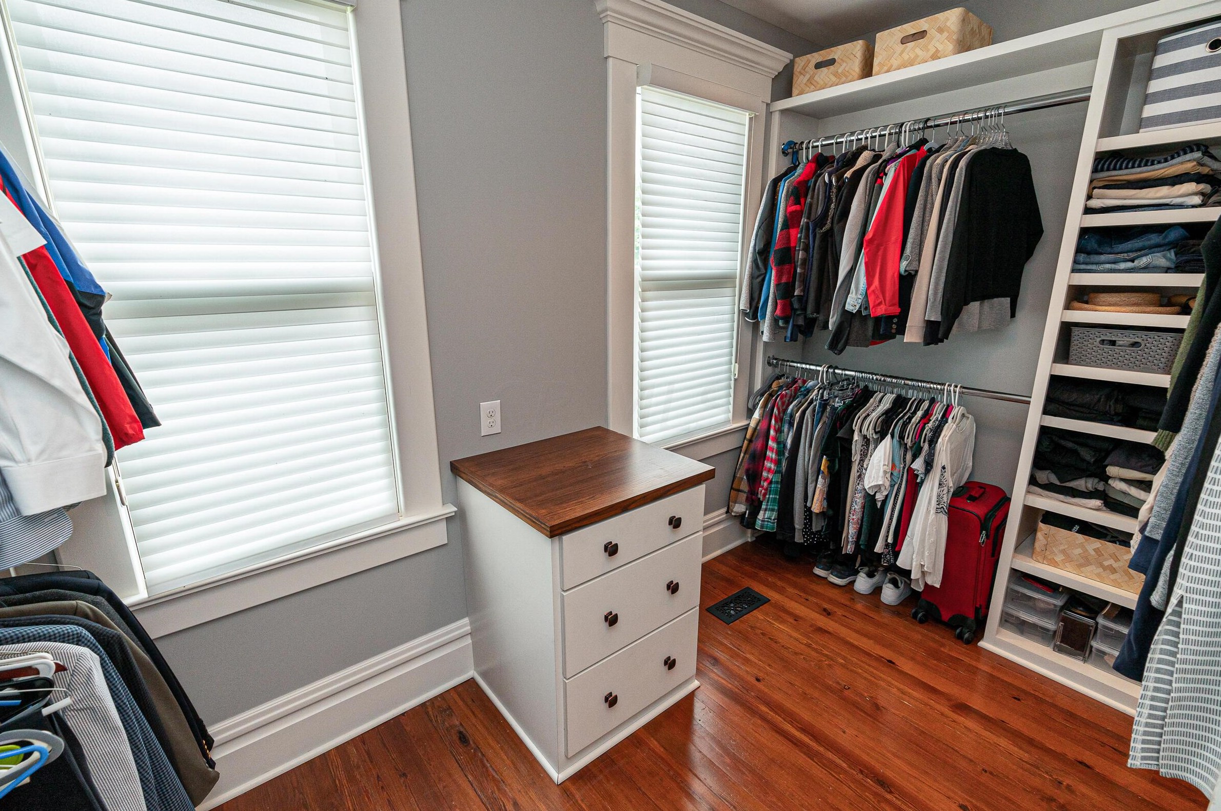 1115 Neil Ave, Columbus OH 43201-3118 exterior