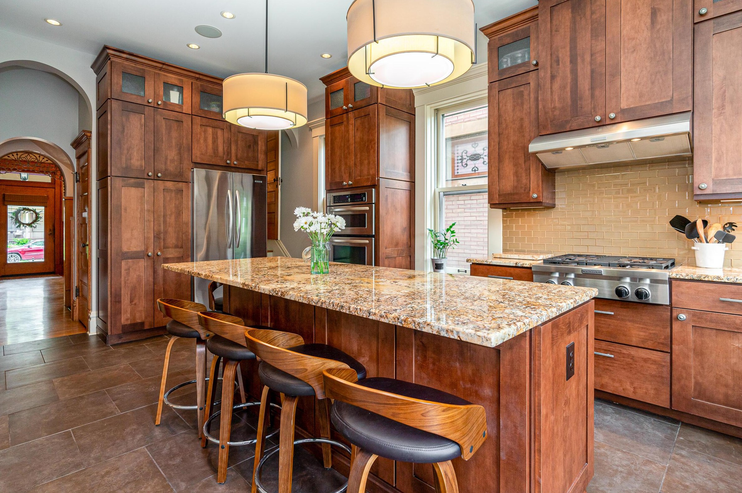 1115 Neil Ave, Columbus OH 43201-3118 exterior