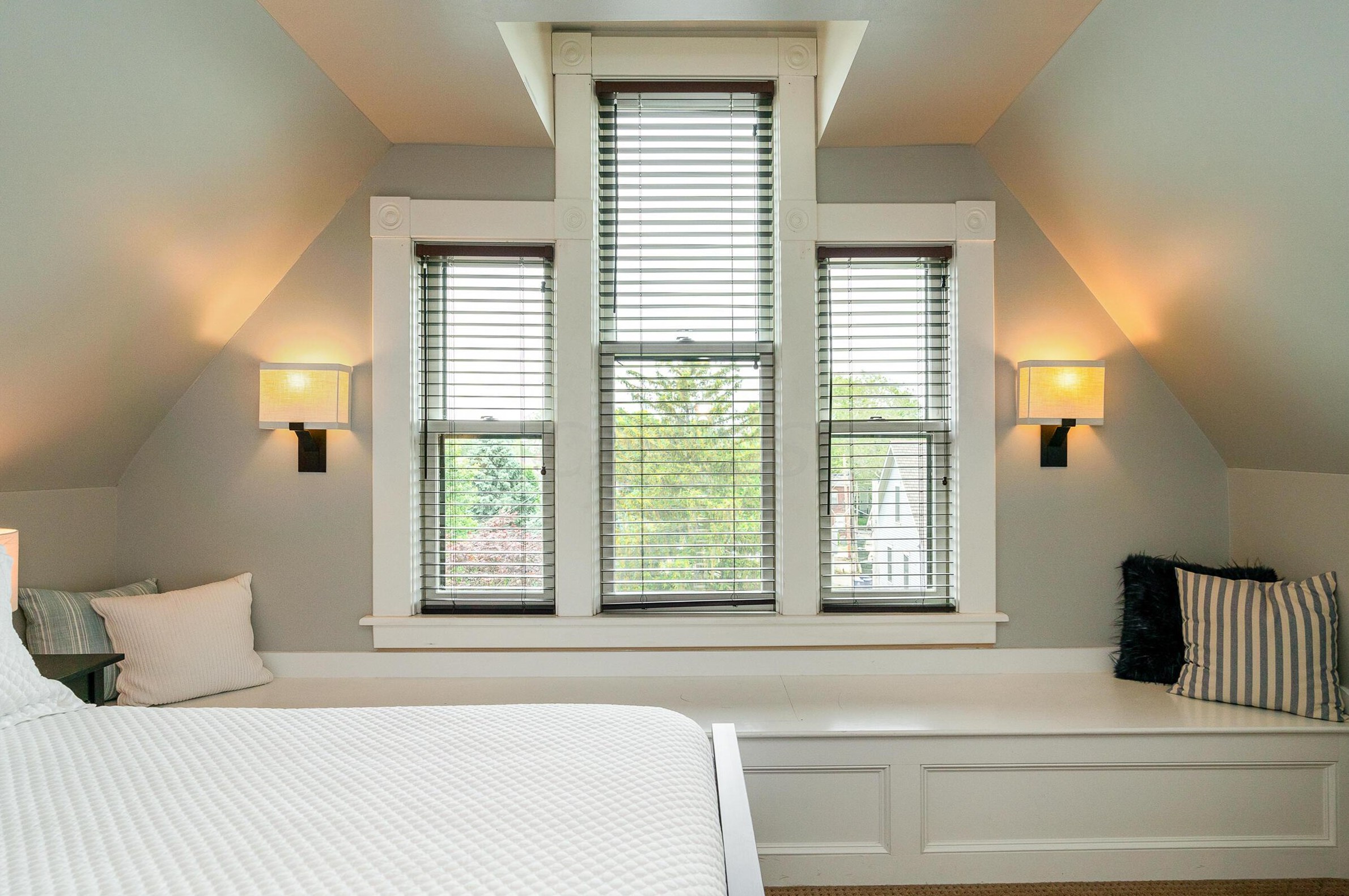 1115 Neil Ave, Columbus OH 43201-3118 exterior