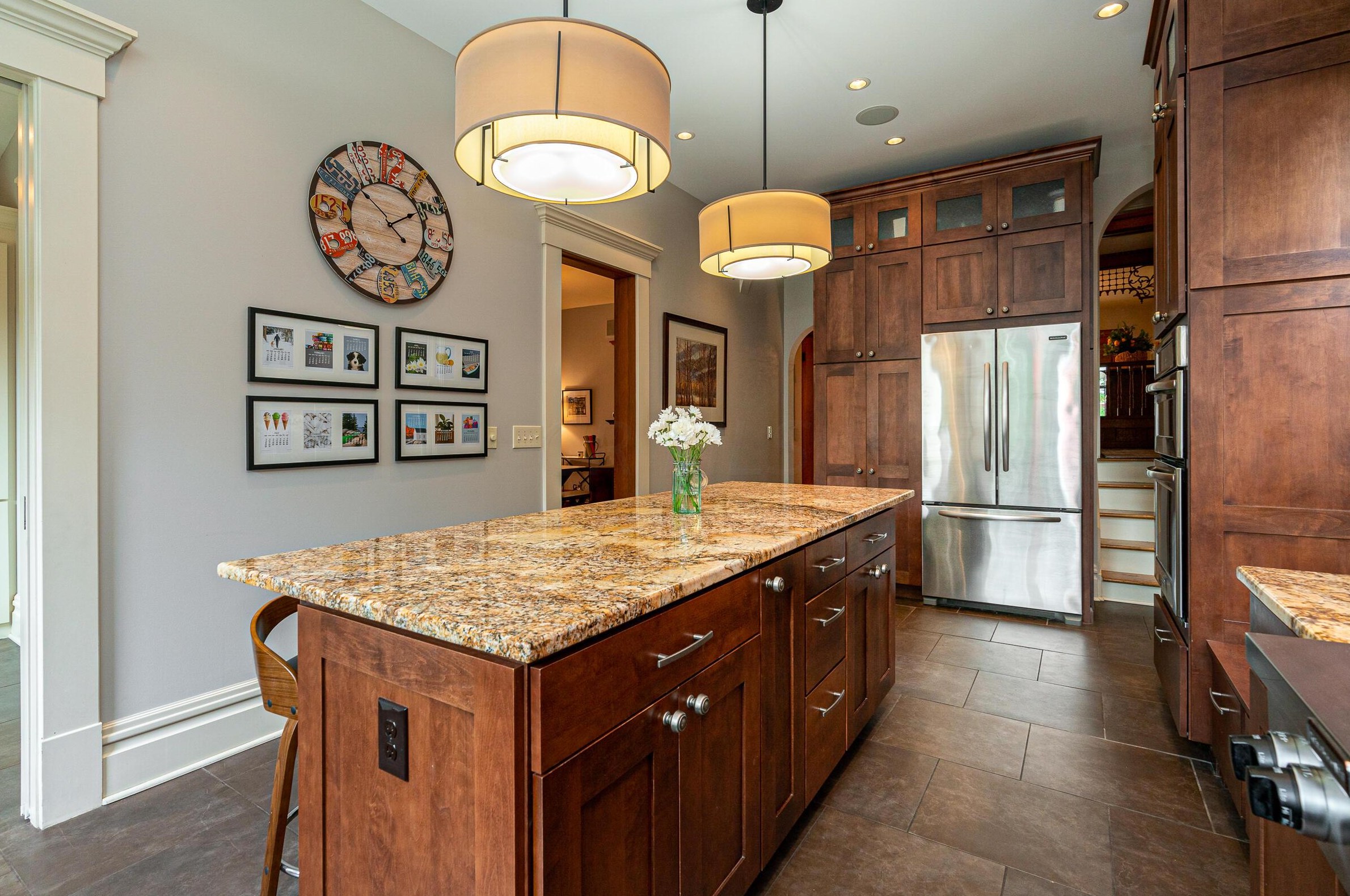 1115 Neil Ave, Columbus OH 43201-3118 exterior