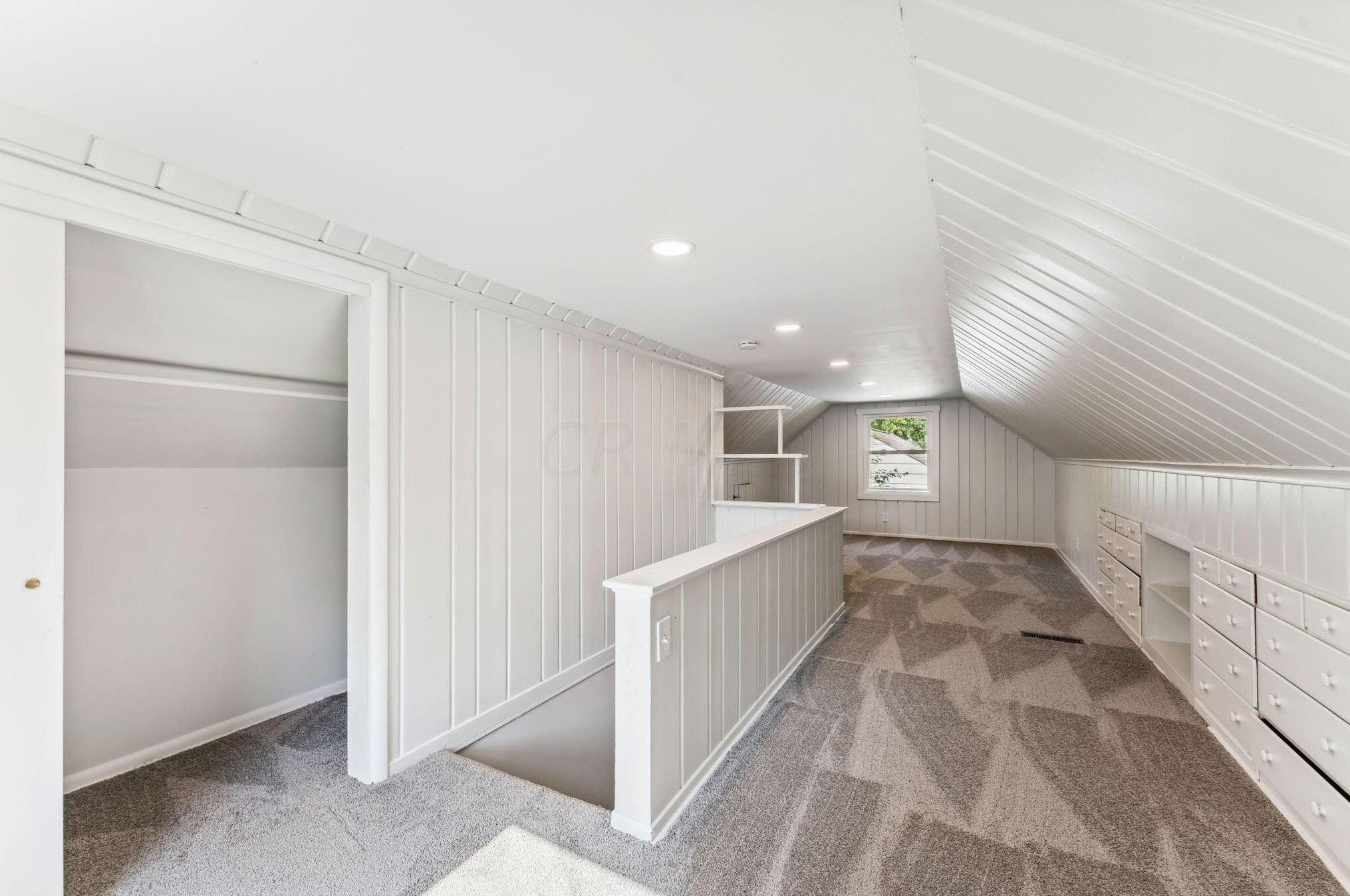 1261 Lenore Ave, Columbus OH 43224-3359 exterior