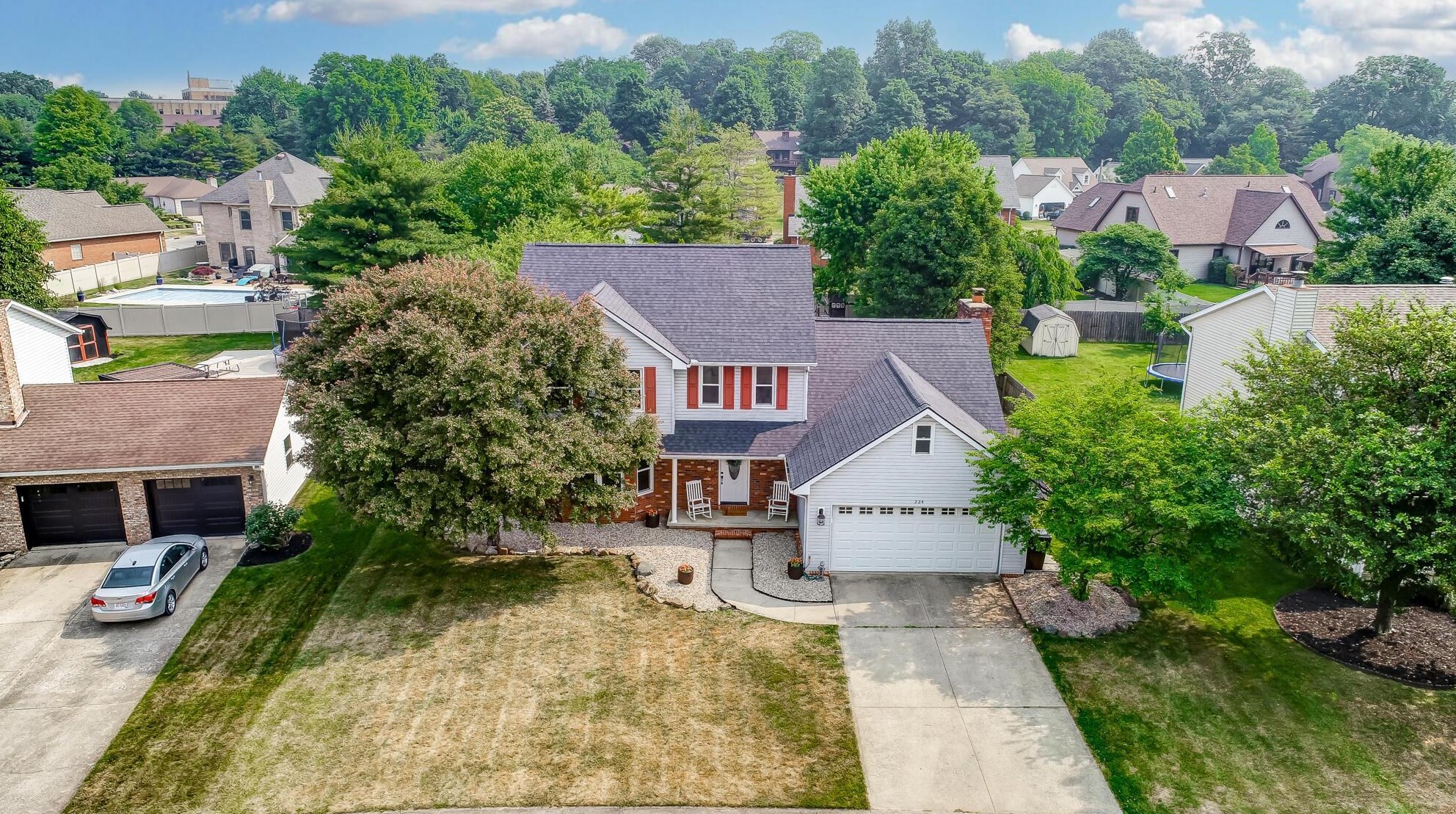 224 Clark Dr, Circleville OH  43113-2408 exterior