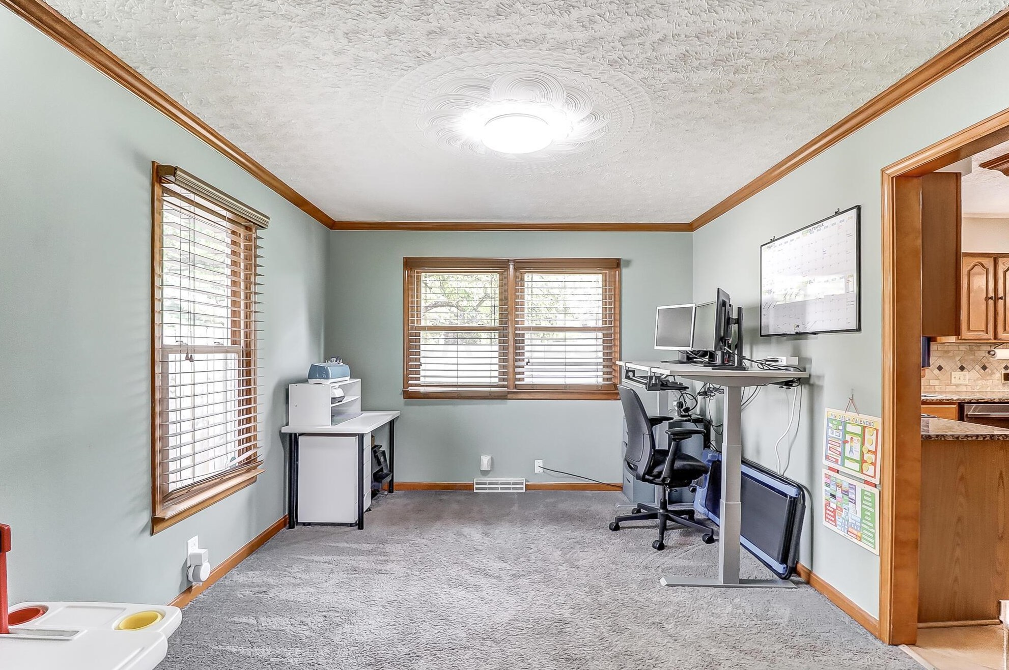 224 Clark Dr, Circleville OH  43113-2408 exterior