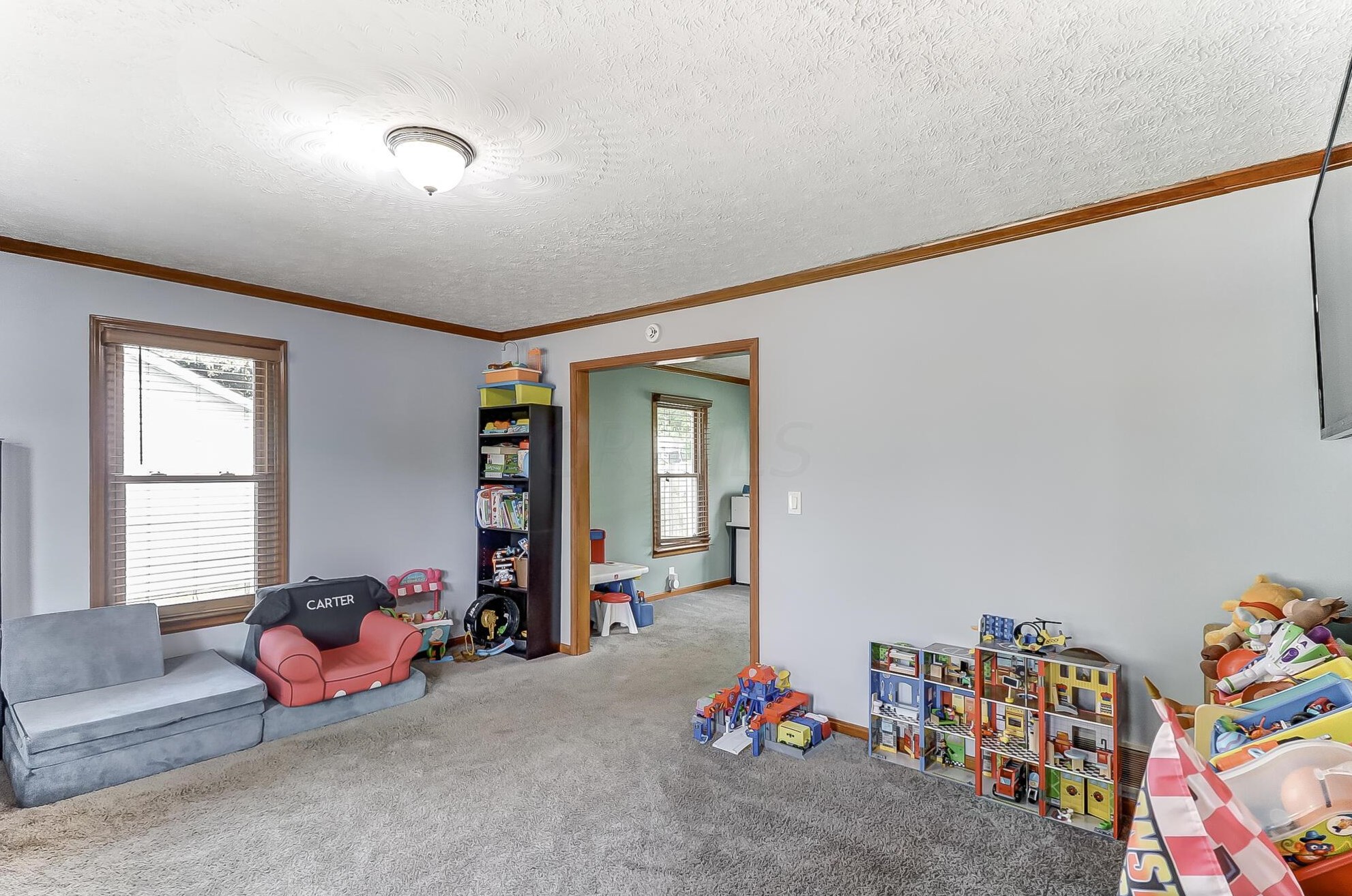 224 Clark Dr, Circleville OH  43113-2408 exterior