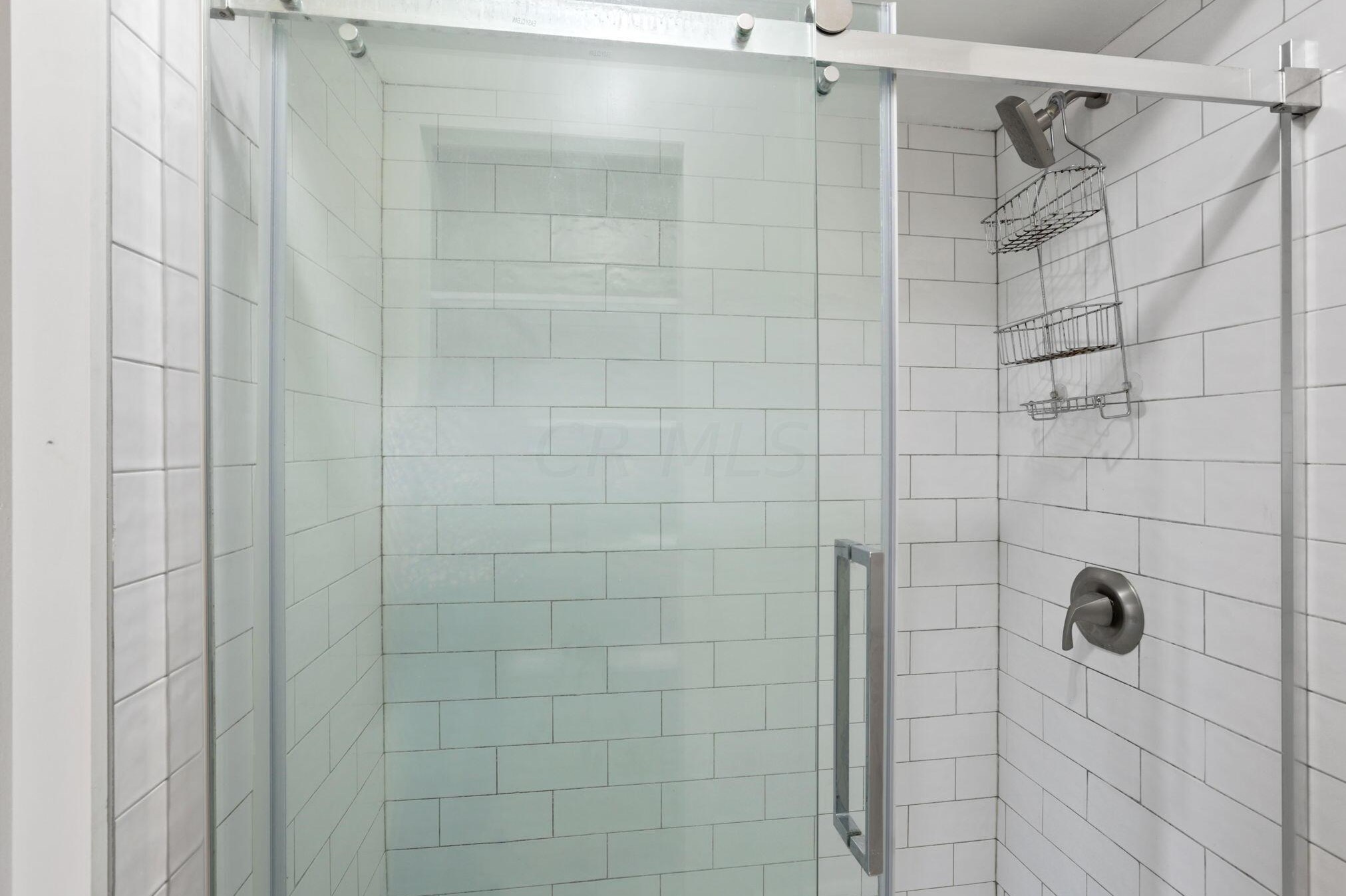 4280 Chaucer Ln, Columbus OH 43220-4055 exterior