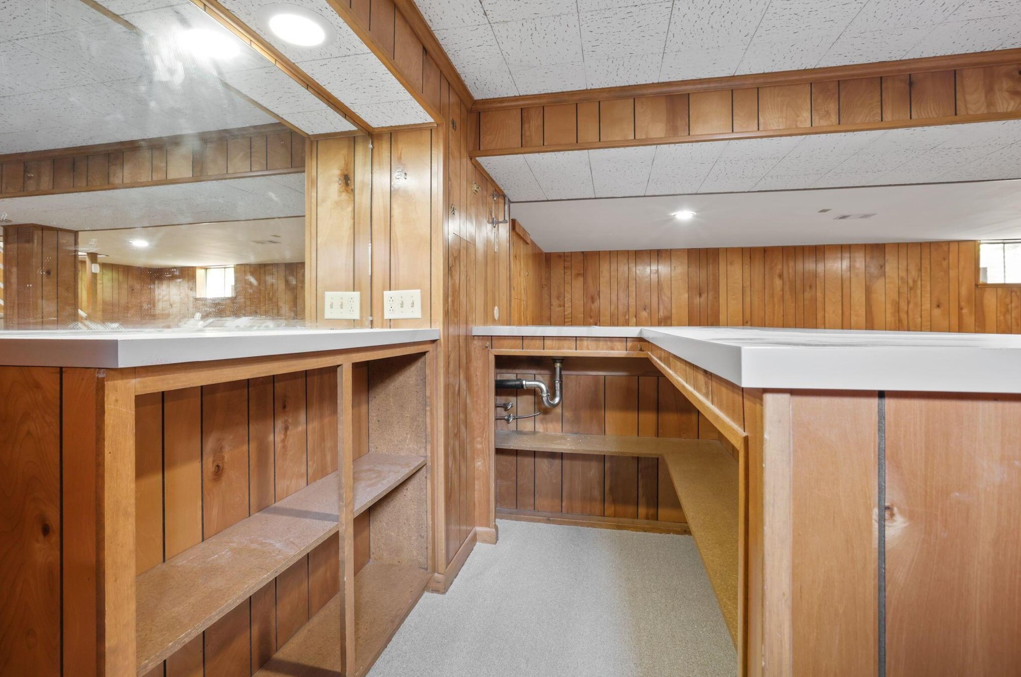 4280 Chaucer Ln, Columbus OH 43220-4055 exterior