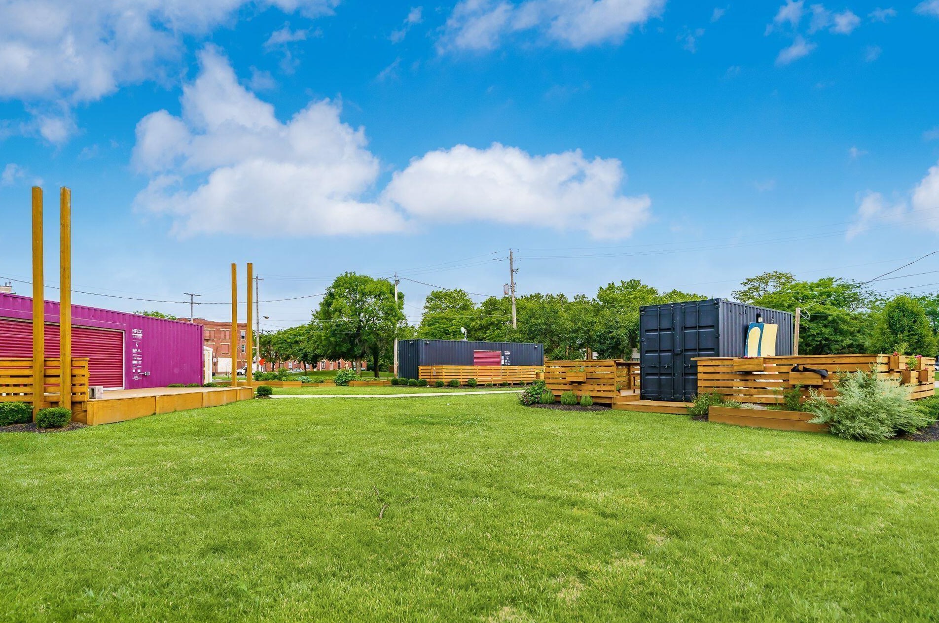 1266 Atcheson St, Columbus OH 43203-1116 exterior