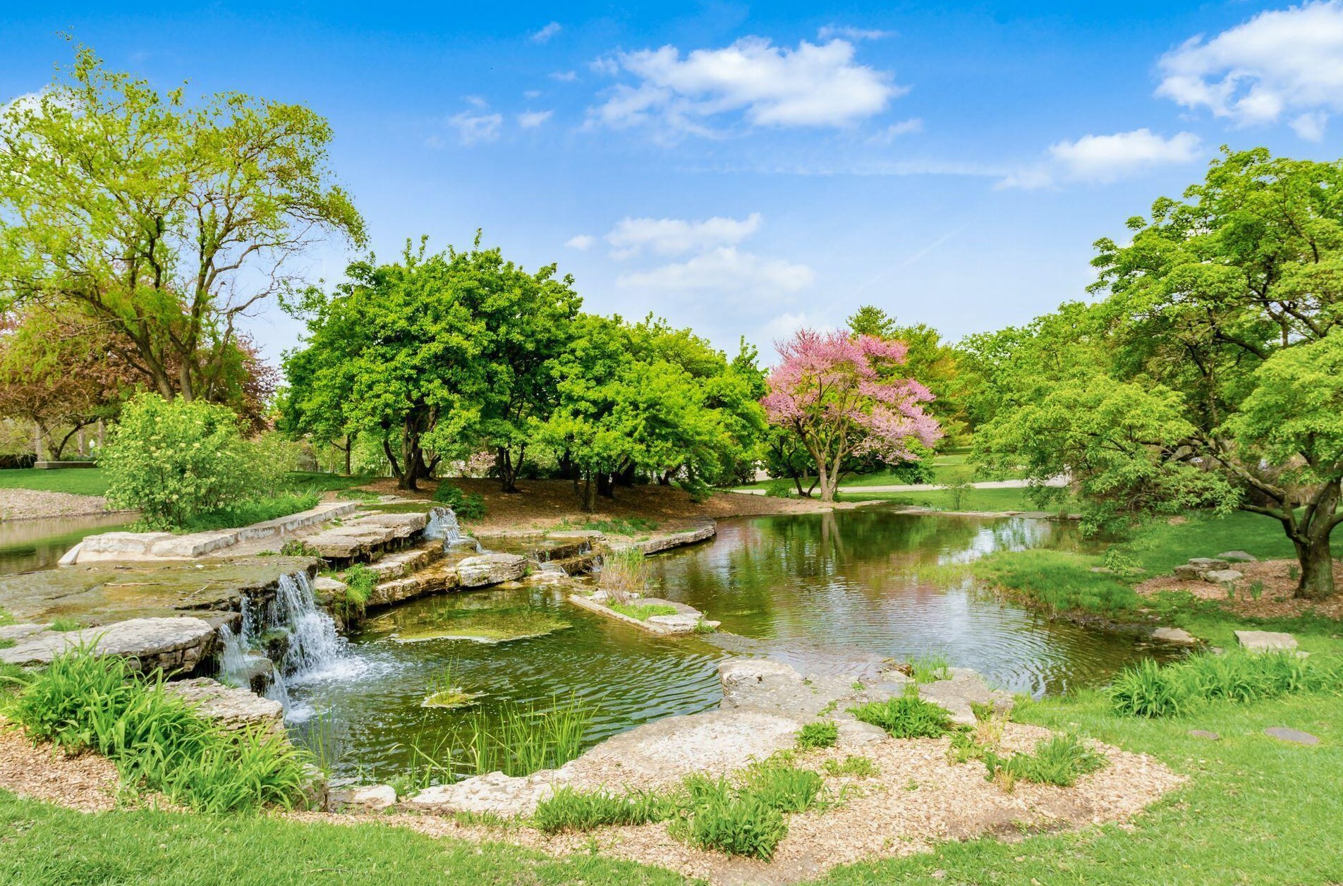 1266 Atcheson St, Columbus OH 43203-1116 exterior