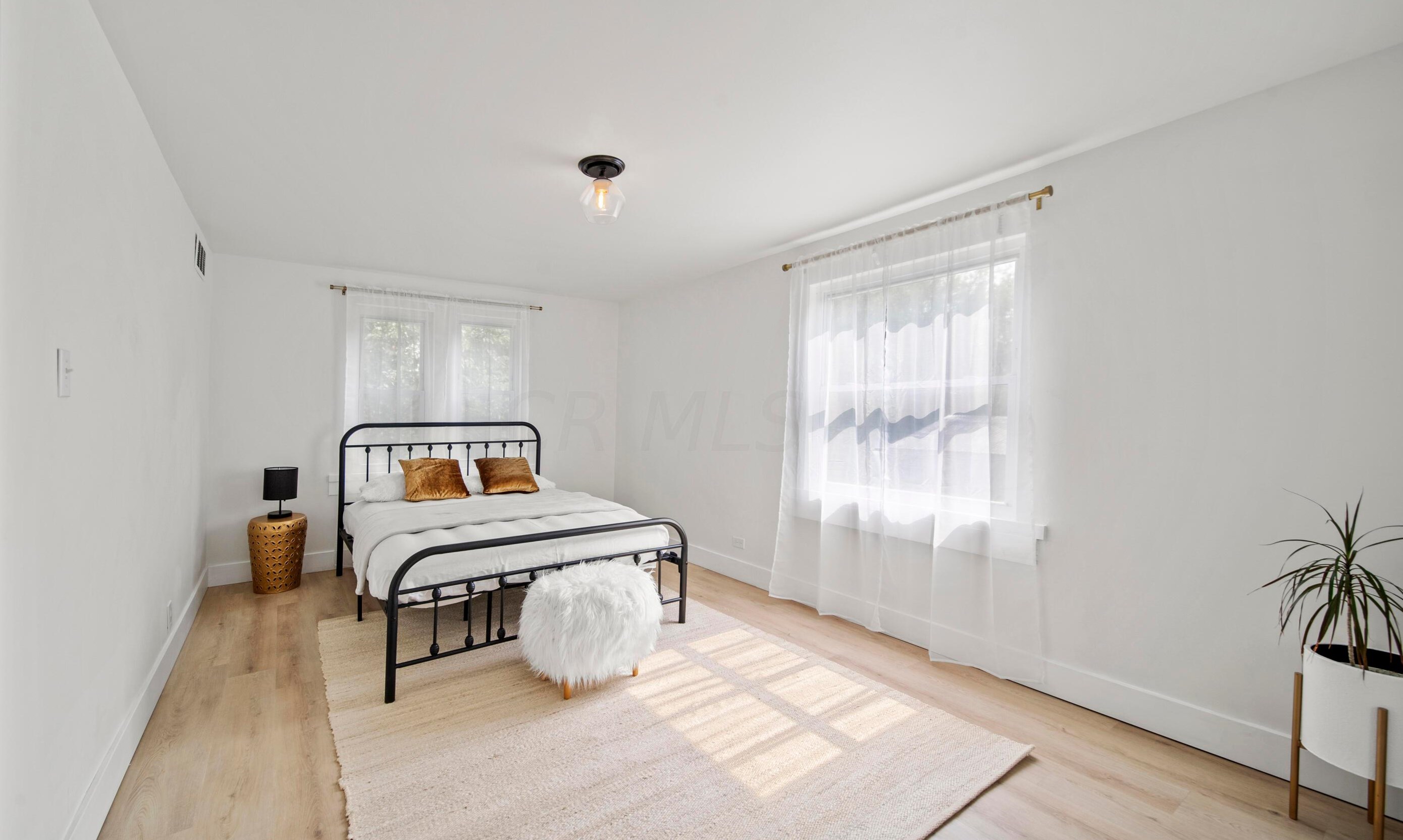 205 Oakley Ave, Columbus OH  43204-3218 exterior