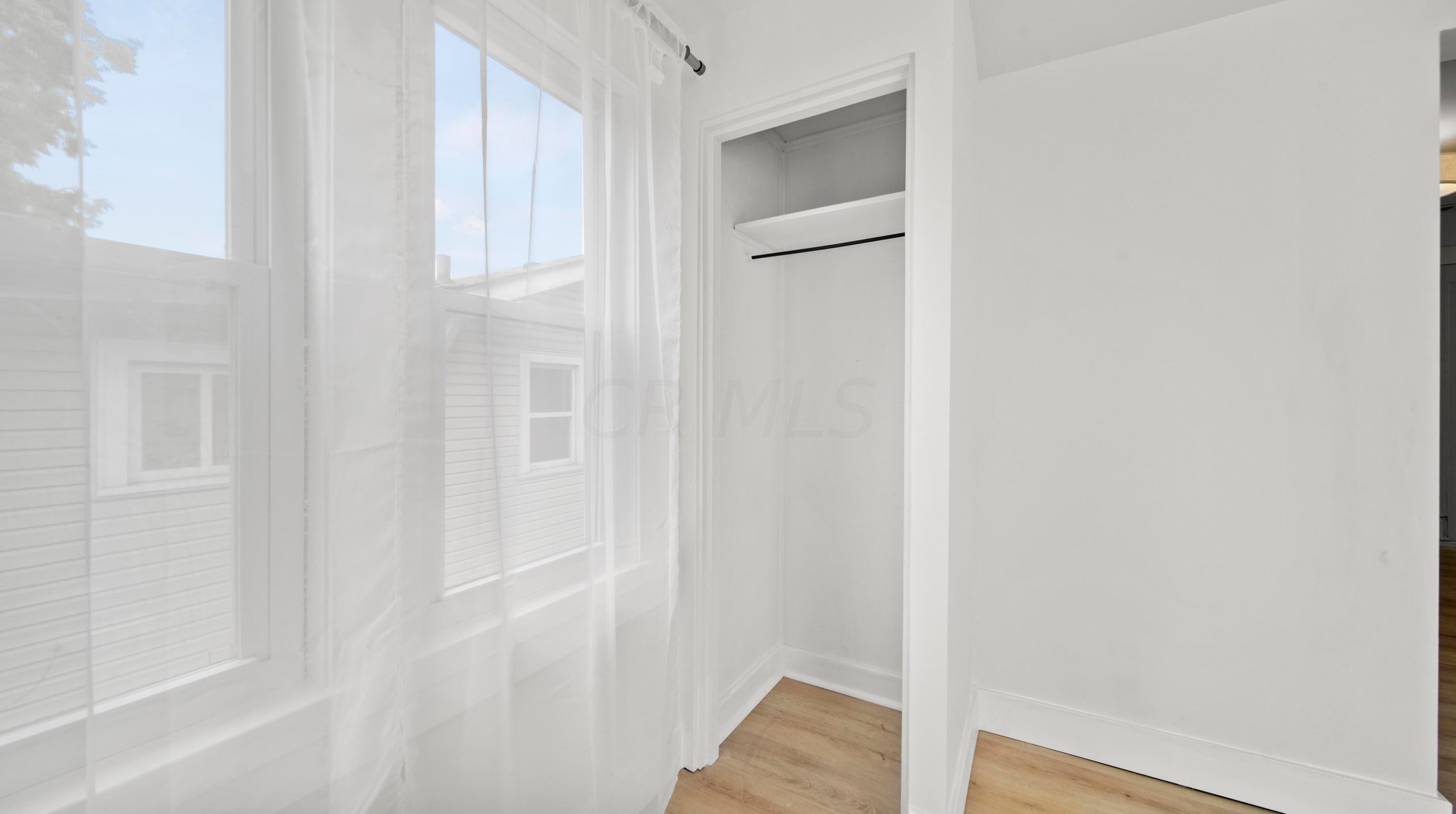 205 Oakley Ave, Columbus OH  43204-3218 exterior