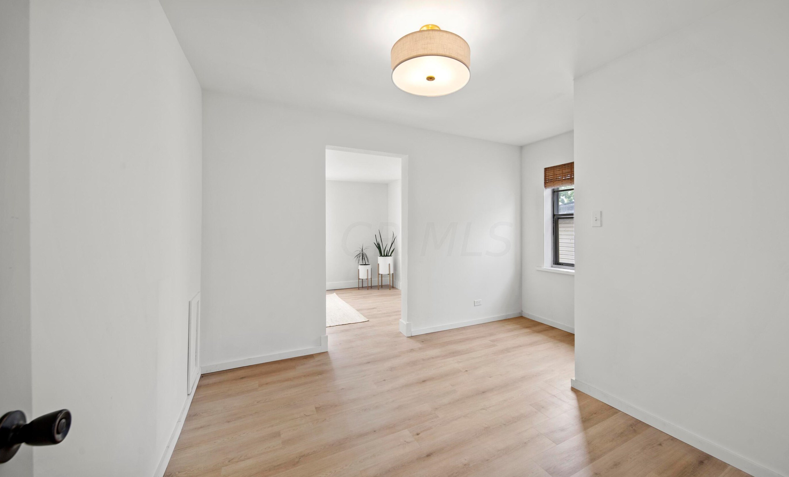 205 Oakley Ave, Columbus OH  43204-3218 exterior