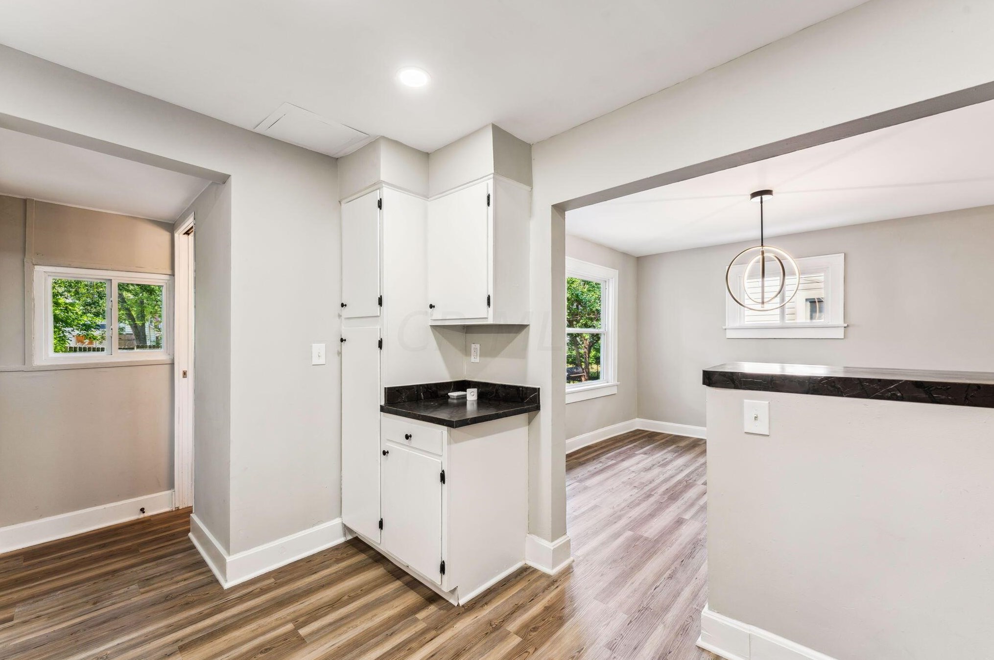 1465 Kenmore Rd, Columbus OH 43219-1057 exterior