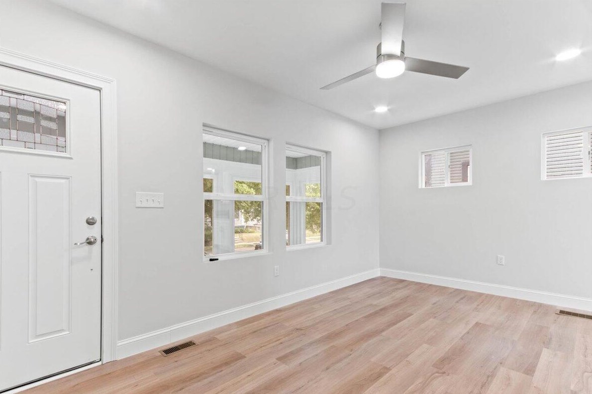 284 Southwood Ave, Columbus OH 43207-1270 exterior