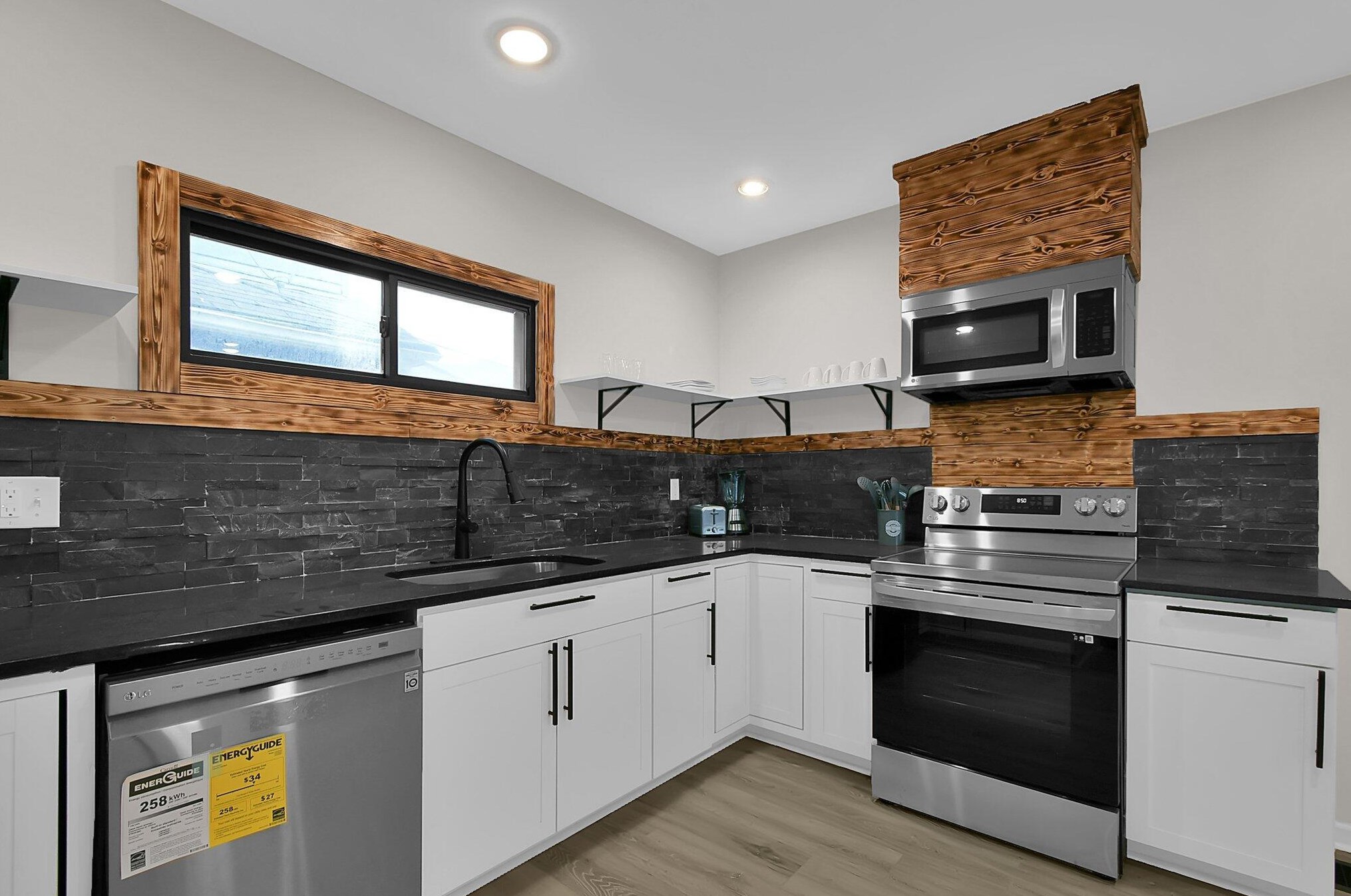 610 Southwood Ave, Columbus OH 43207-1378 exterior