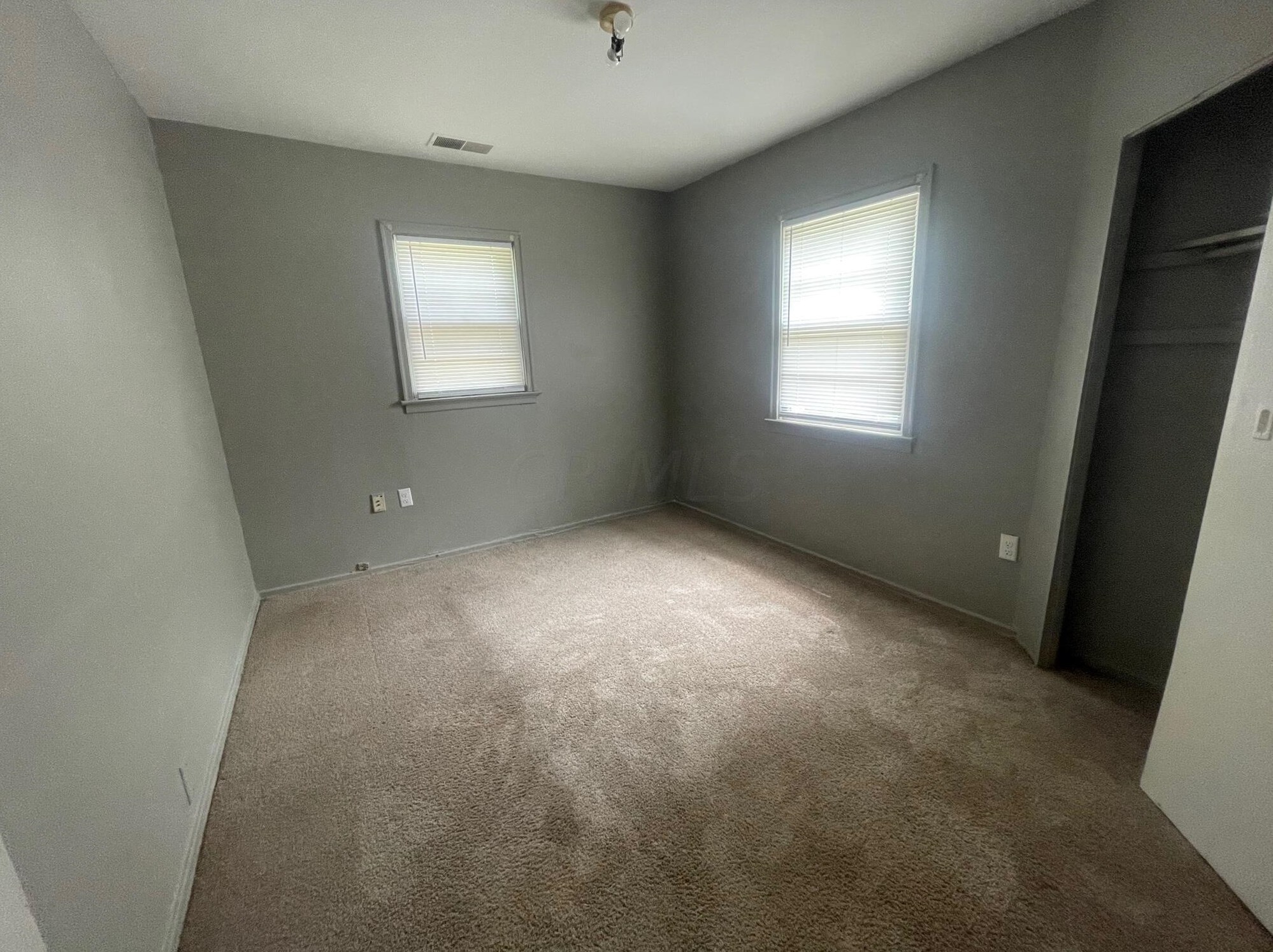 1240 Seymour Ave, Columbus OH  43206-3206 exterior