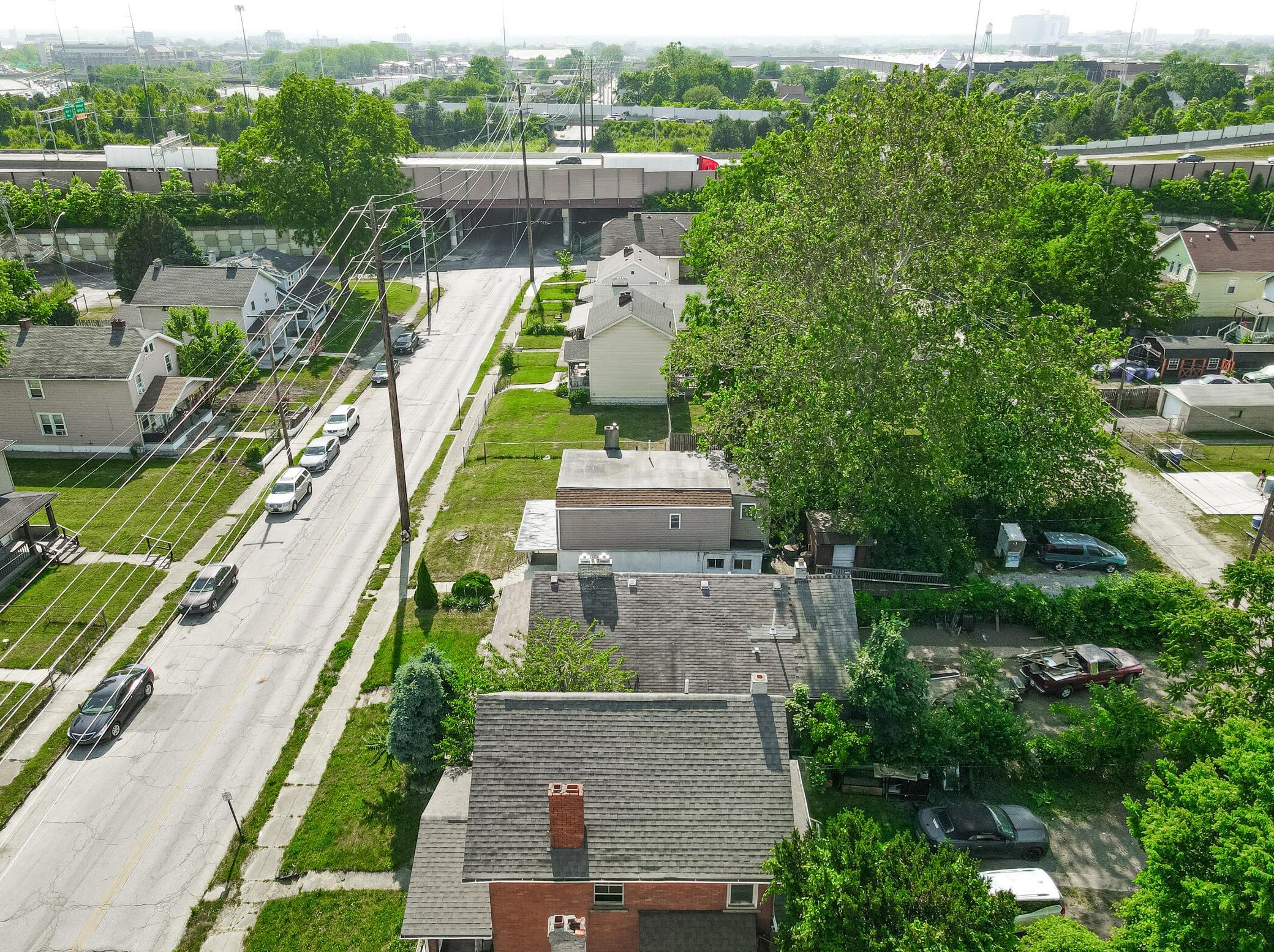 802 2 Ave, Columbus OH 43201-3761 exterior