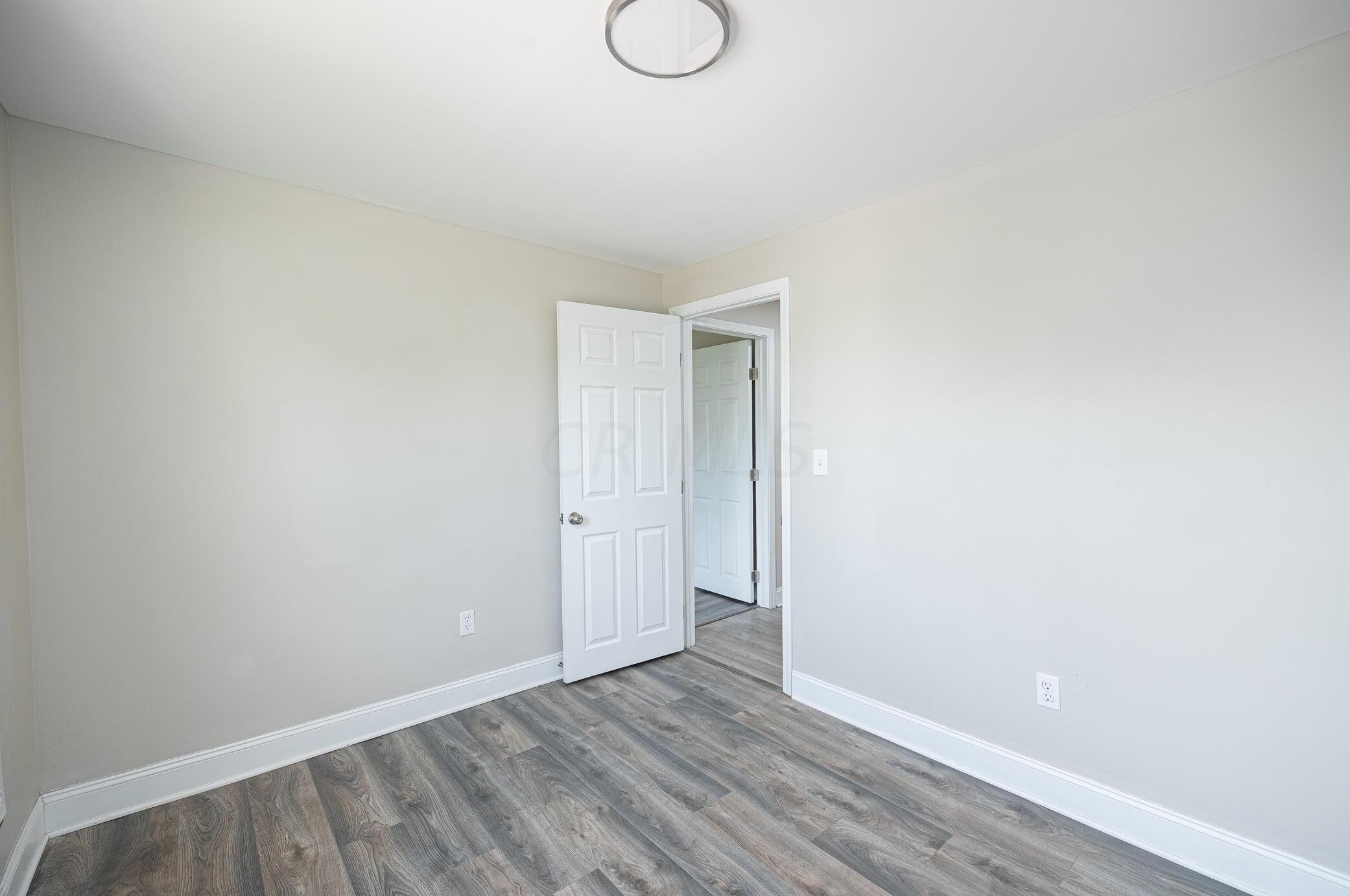 802 2 Ave, Columbus OH 43201-3761 exterior