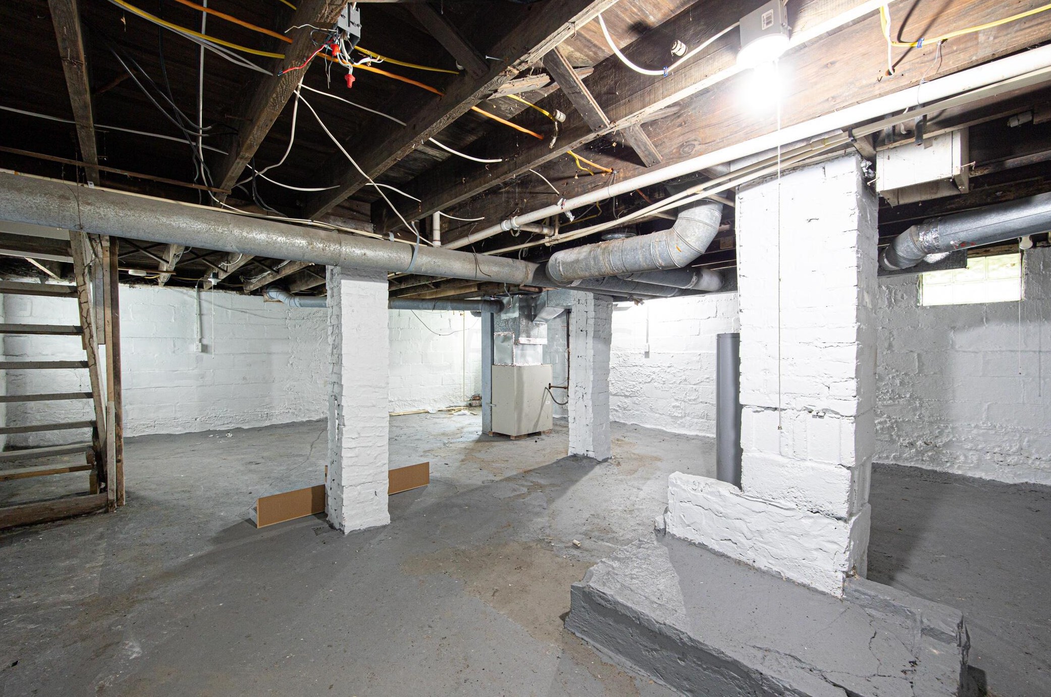 802 2 Ave, Columbus OH 43201-3761 exterior