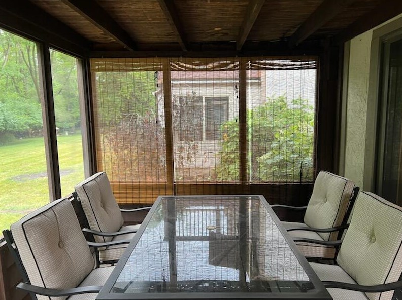 397 Fenway Rd, Columbus OH 43214-1406 exterior