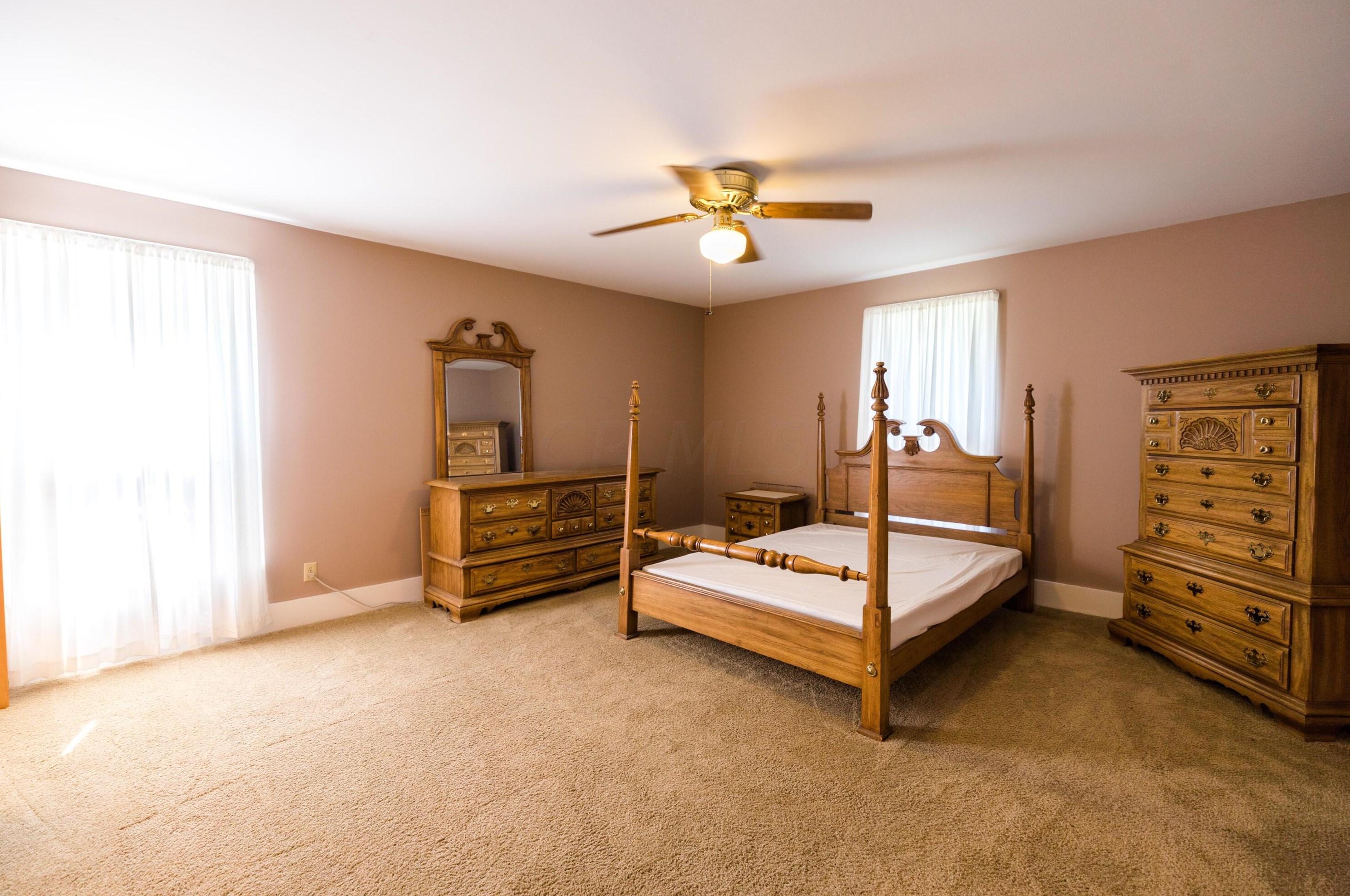 129 Lake St, Lancaster OH 43130-2657 exterior