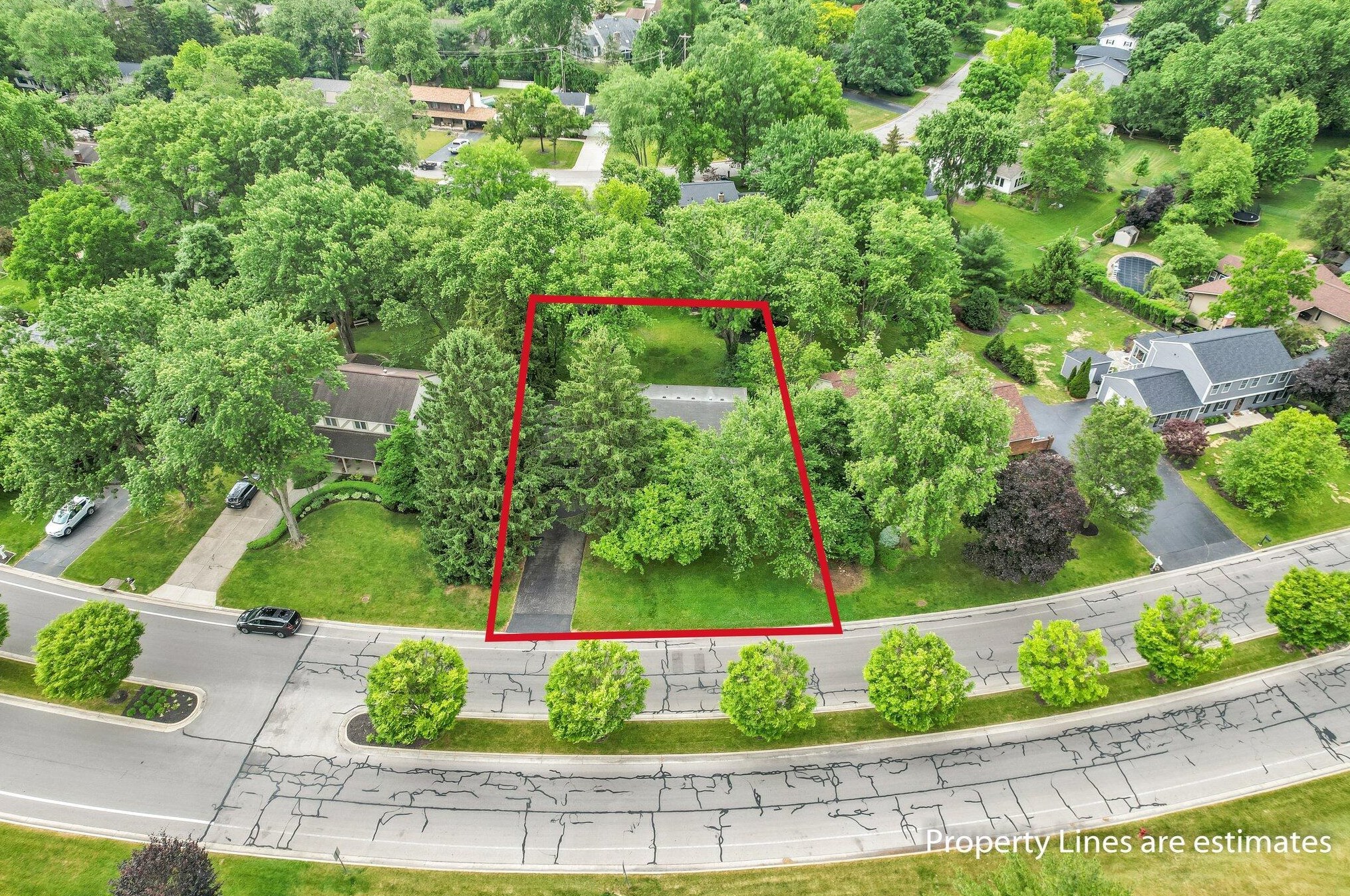 911 Clubview Blvd, Columbus OH 43235-1222 exterior