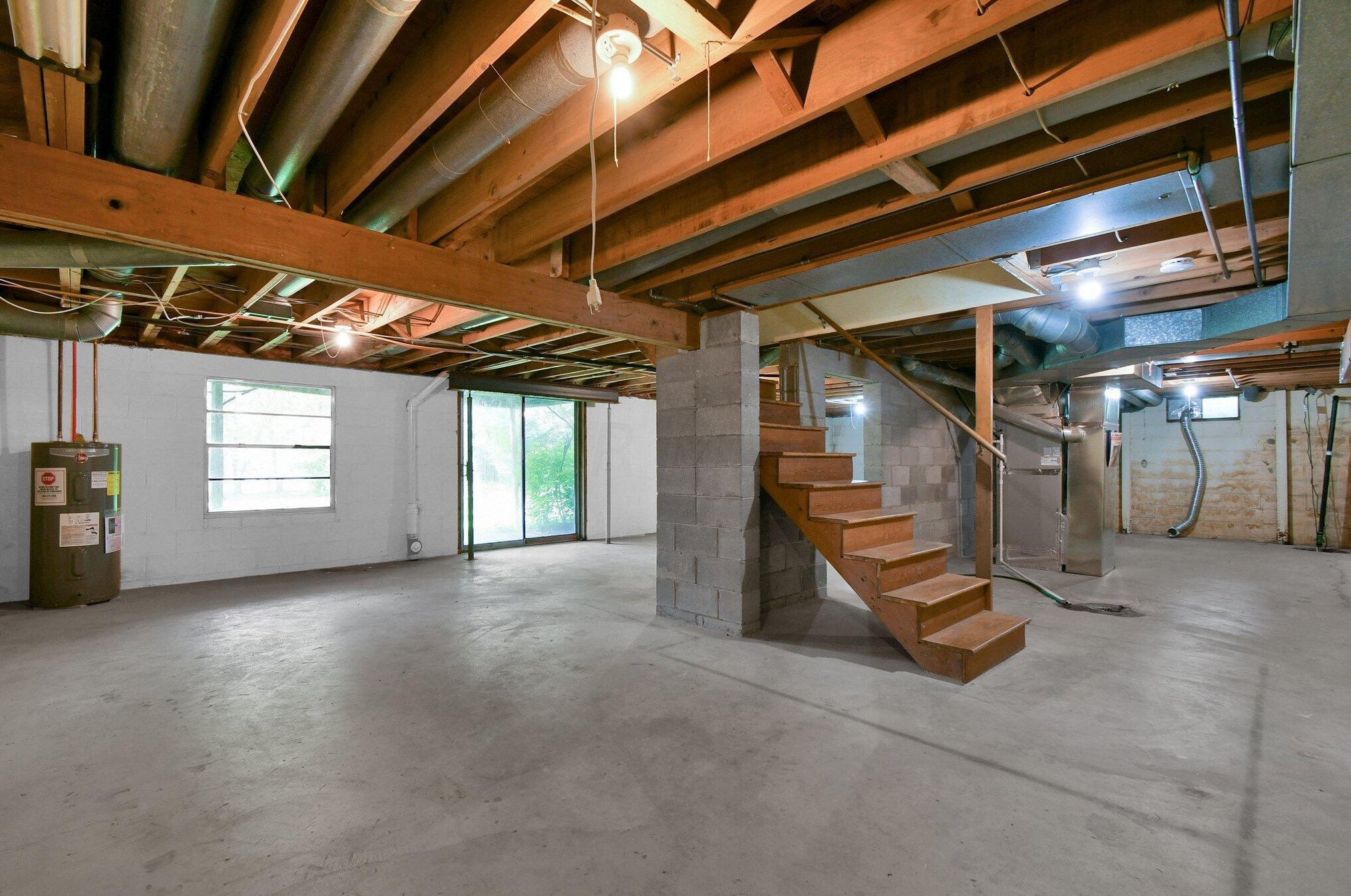 911 Clubview Blvd, Columbus OH 43235-1222 exterior