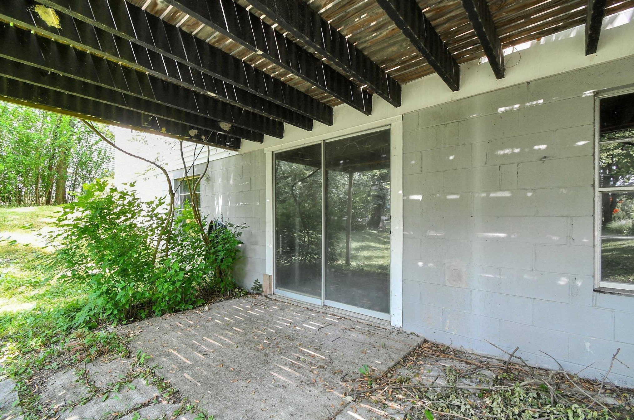 911 Clubview Blvd, Columbus OH 43235-1222 exterior