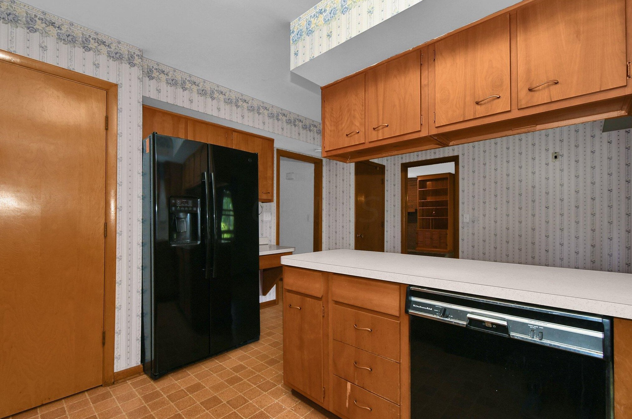 911 Clubview Blvd, Columbus OH 43235-1222 exterior