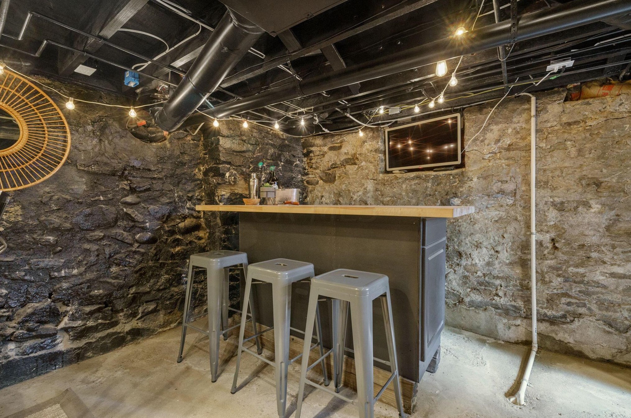 641 Briggs St, Columbus OH 43206-1333 exterior