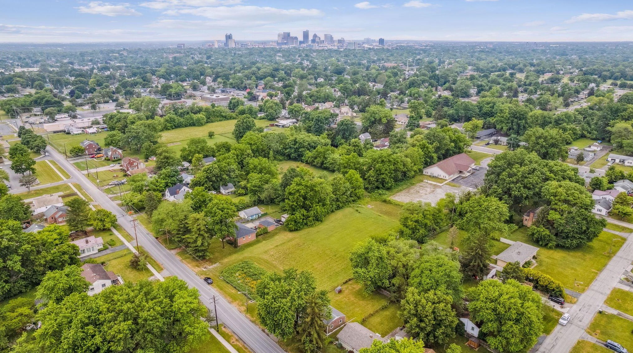 1316 Moler Rd, Columbus OH 43207-1602 exterior