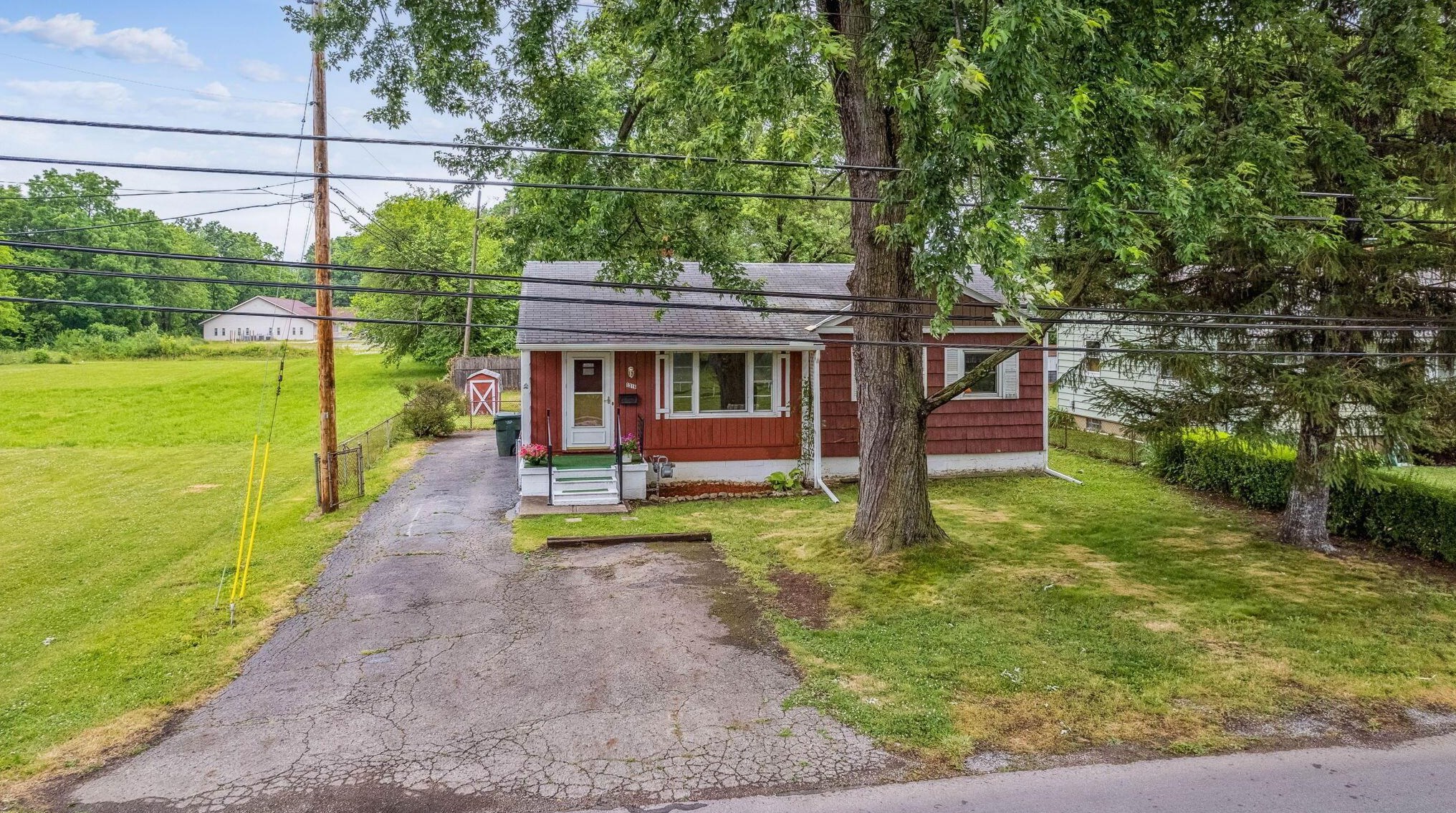 1316 Moler Rd, Columbus OH 43207-1602 exterior